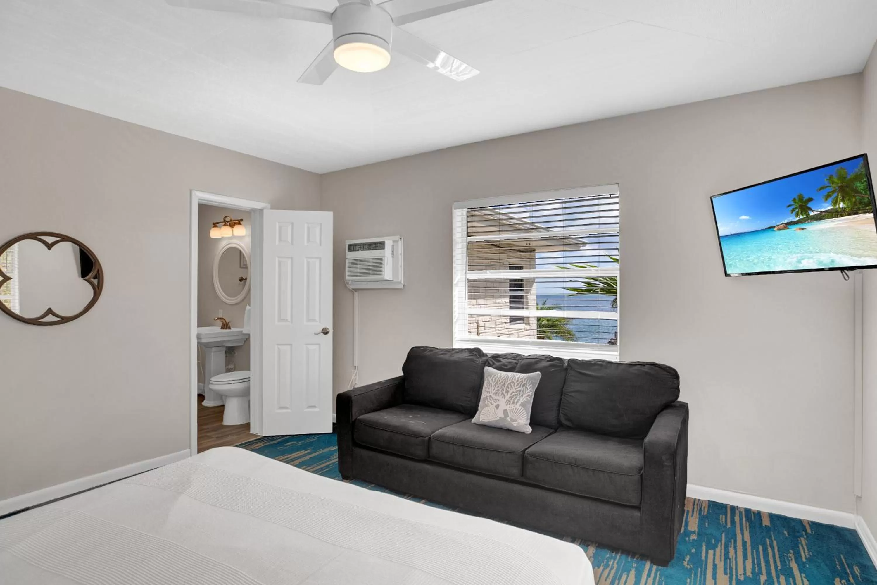 Seating area, Bed in Seascape Resort & Marina