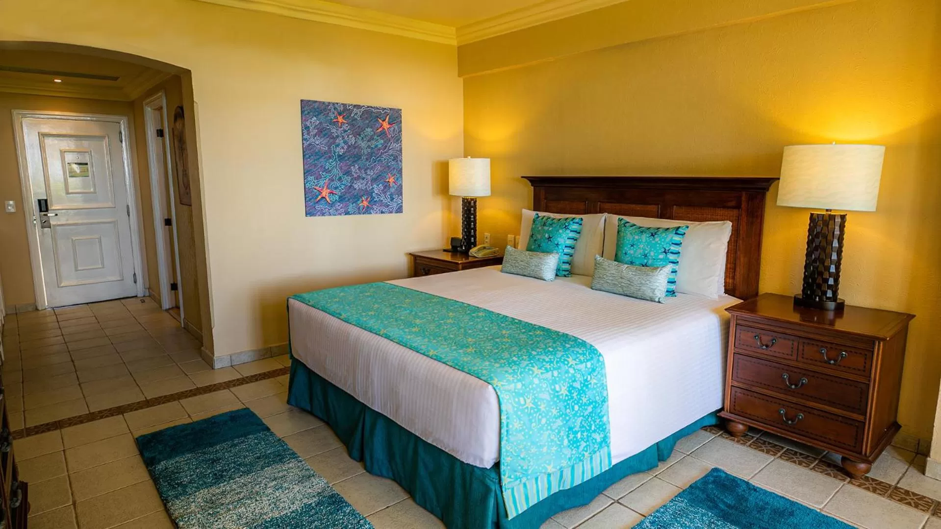 Photo of the whole room, Bed in Pierre Mundo Imperial Riviera Diamante Acapulco