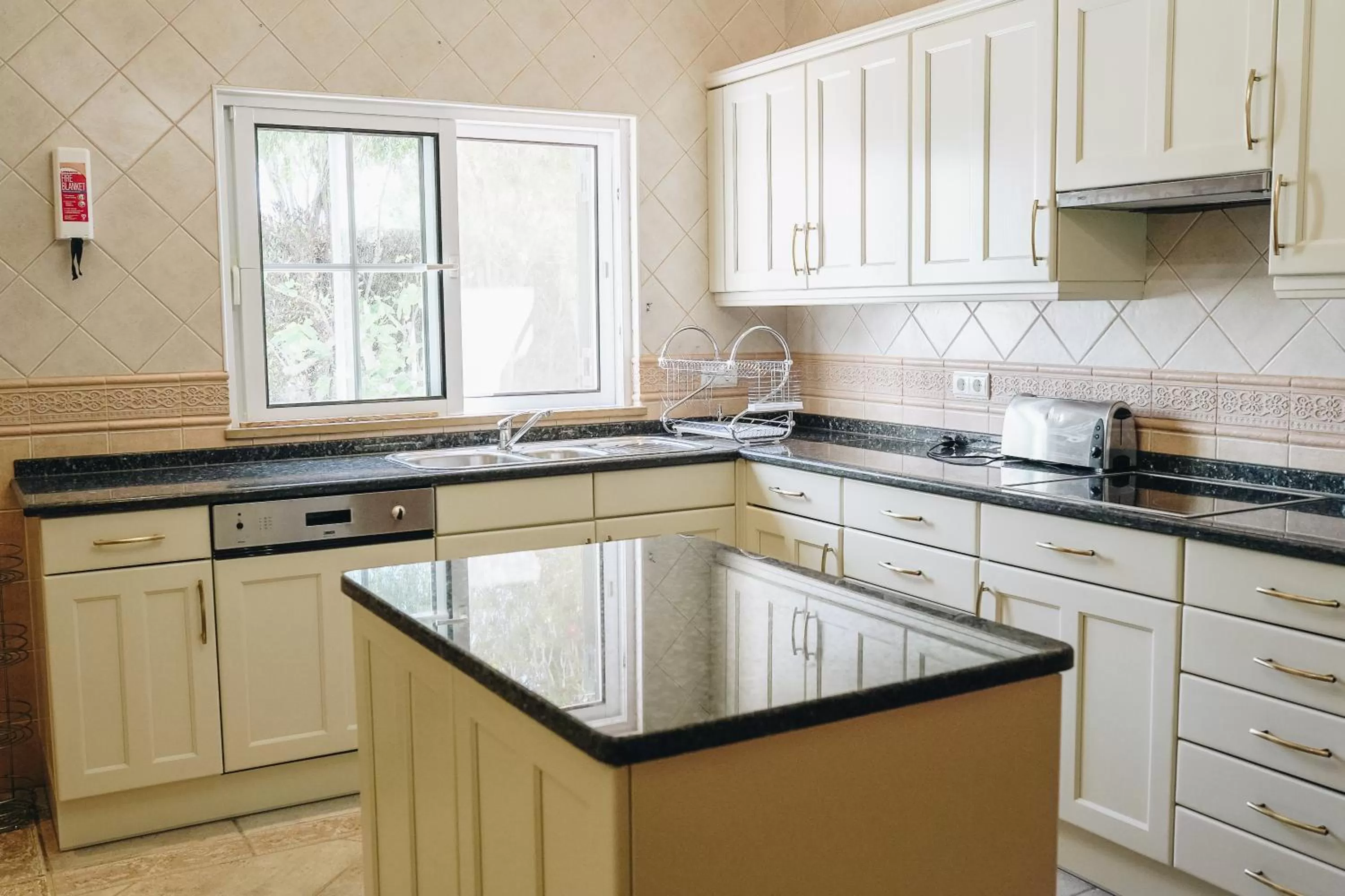 kitchen in Rocha Brava Village Resort