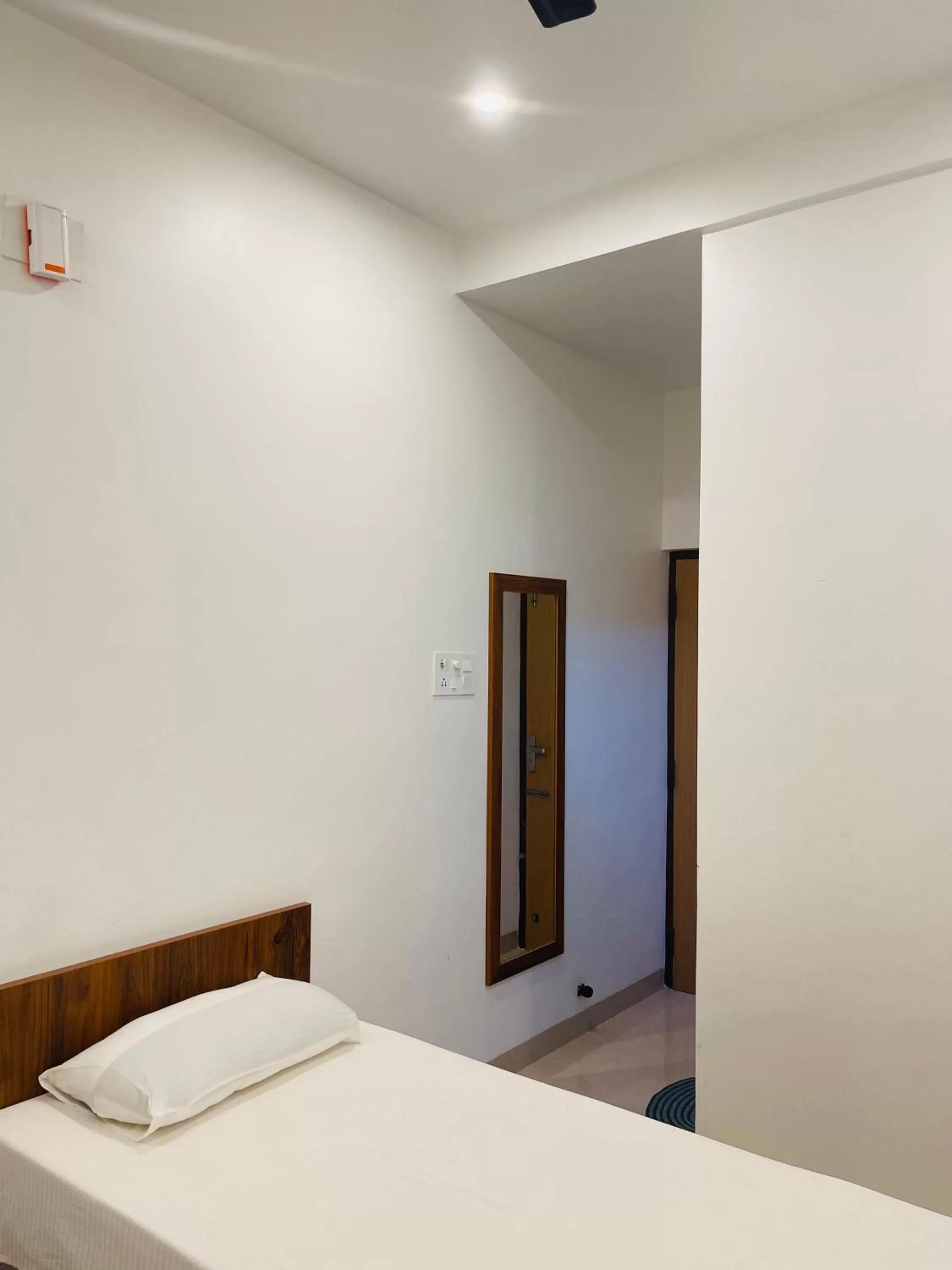 Facade/entrance, Bed in MVP Residencies