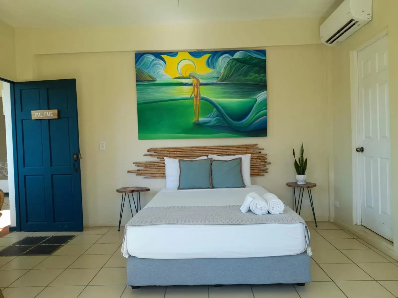 Deluxe Room - Playa Malpaís in Zulu Surf Hotel Tamarindo Deluxe Room - Playa Malpaís in Zulu Surf Hotel Tamarindo