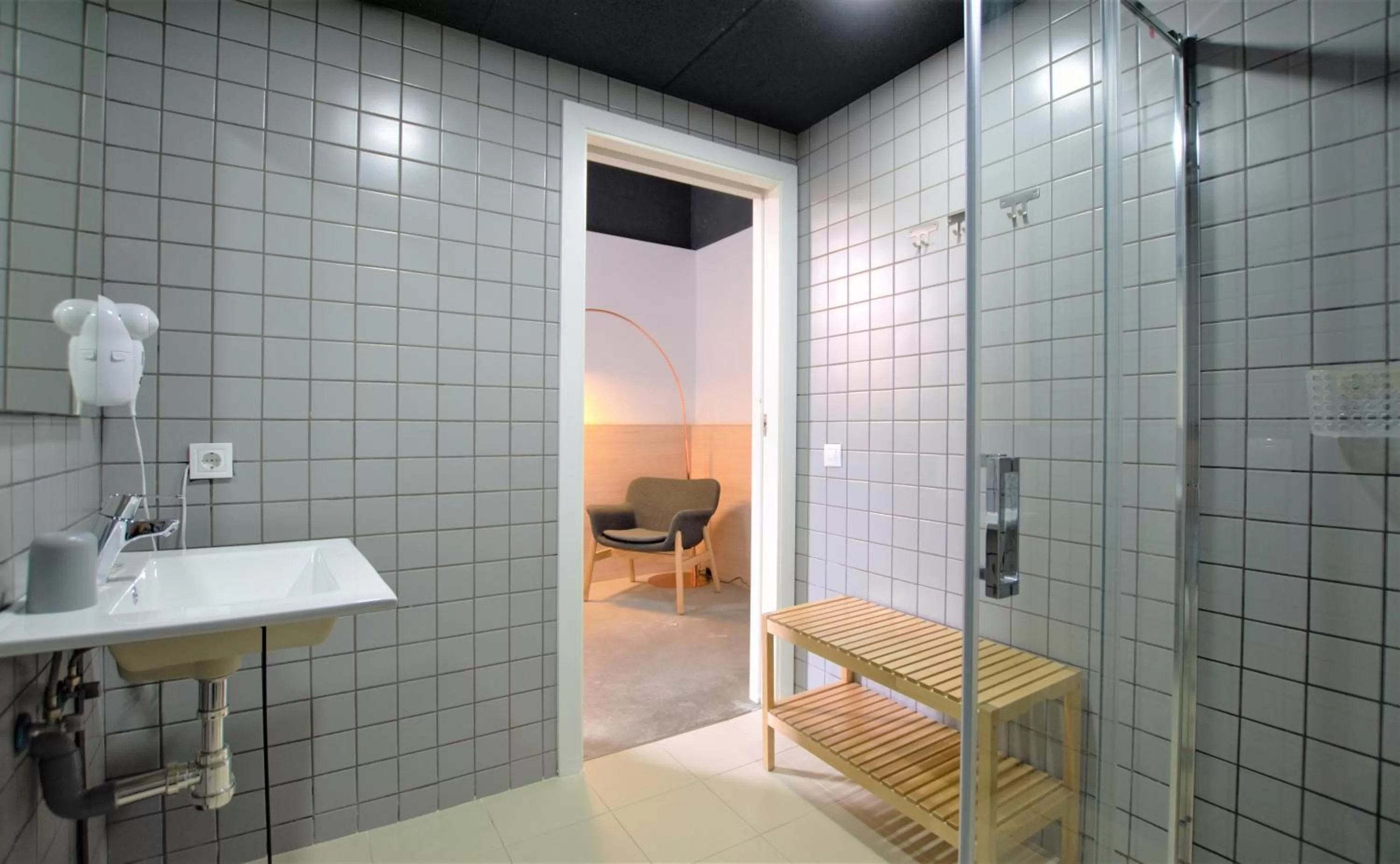 Shower in Brick Palma - Turismo de Interior