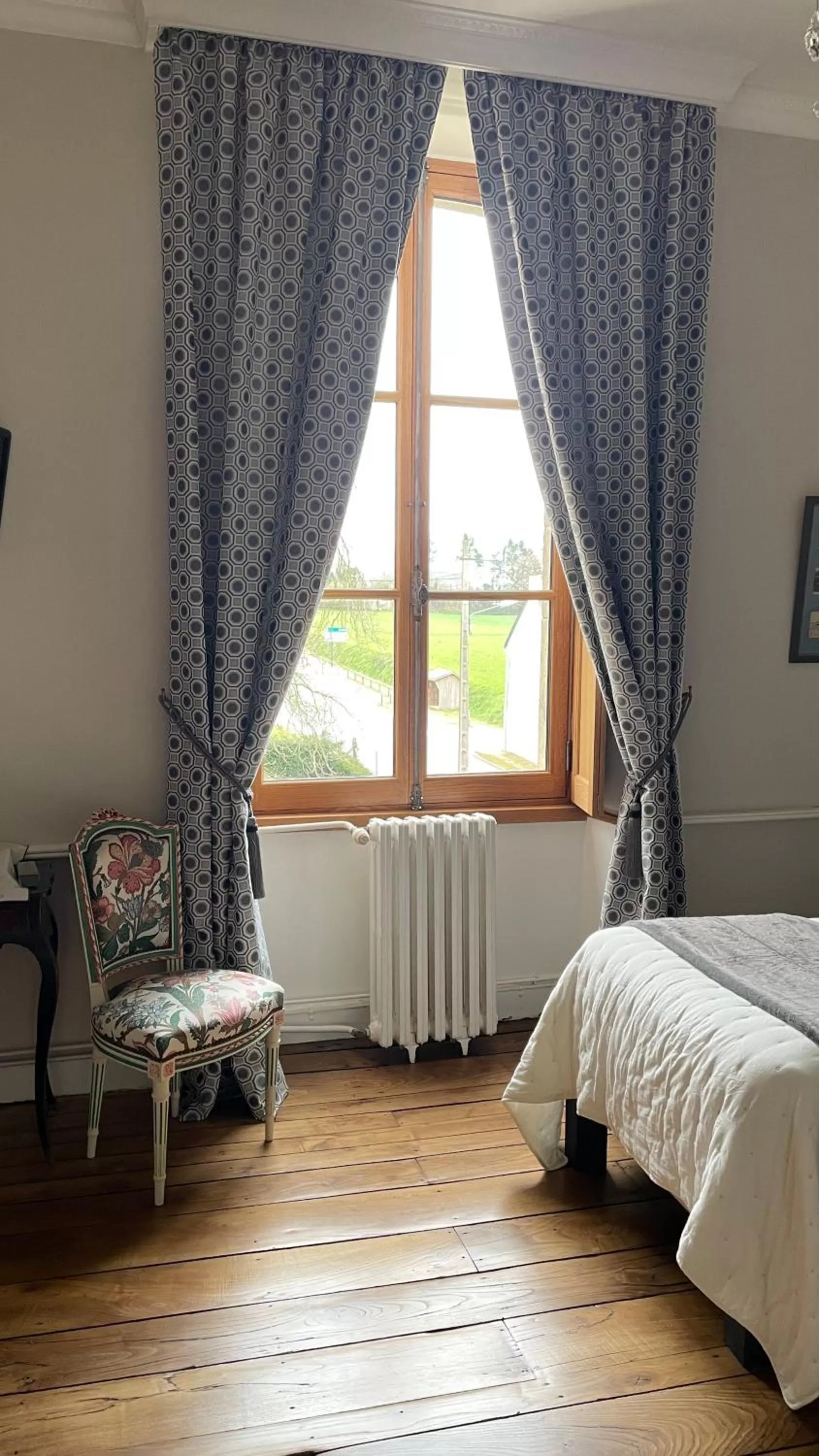 Property building, Bed in Le Manoir de la Bigotière