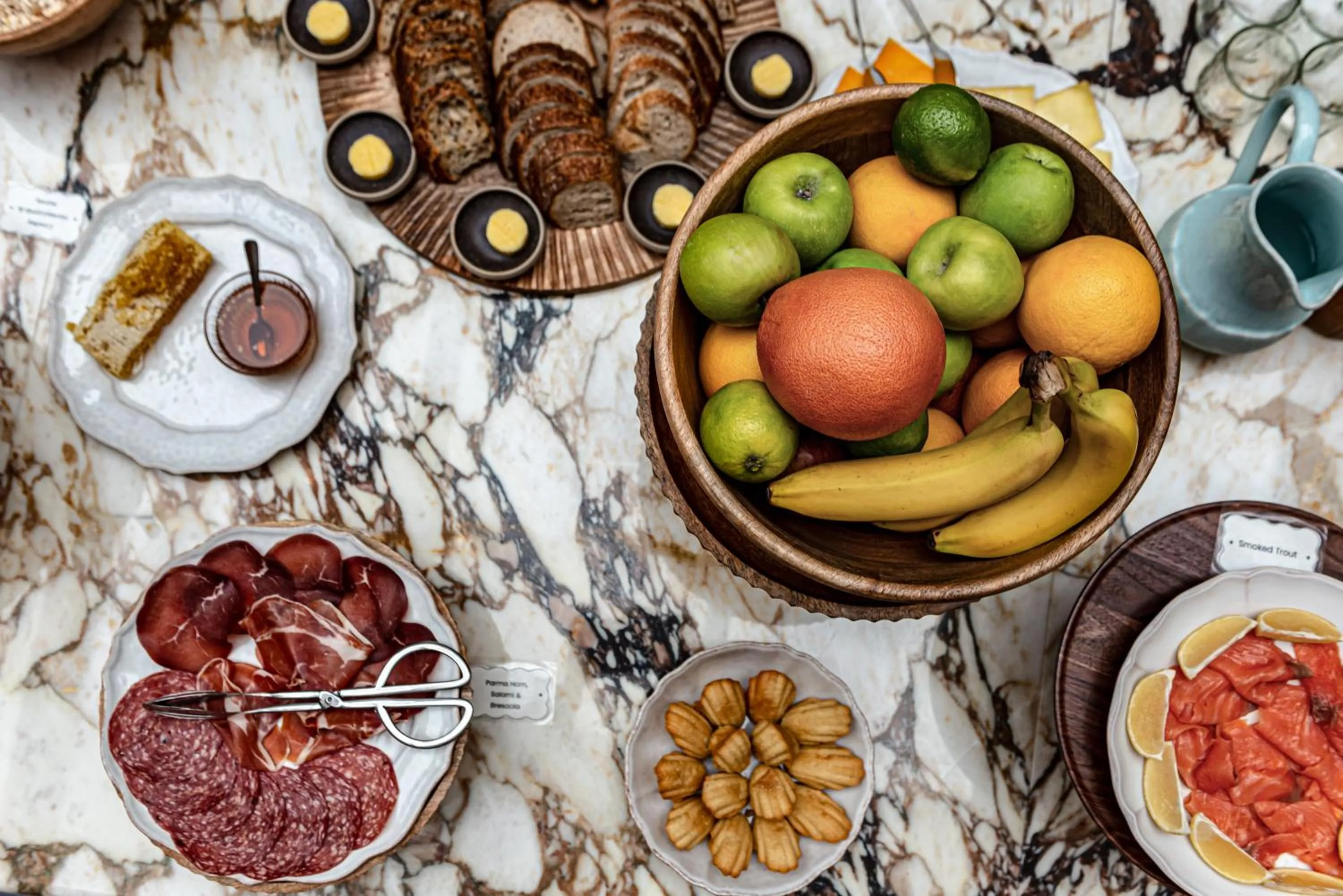 Restaurant/places to eat in Cowley Manor Experimental