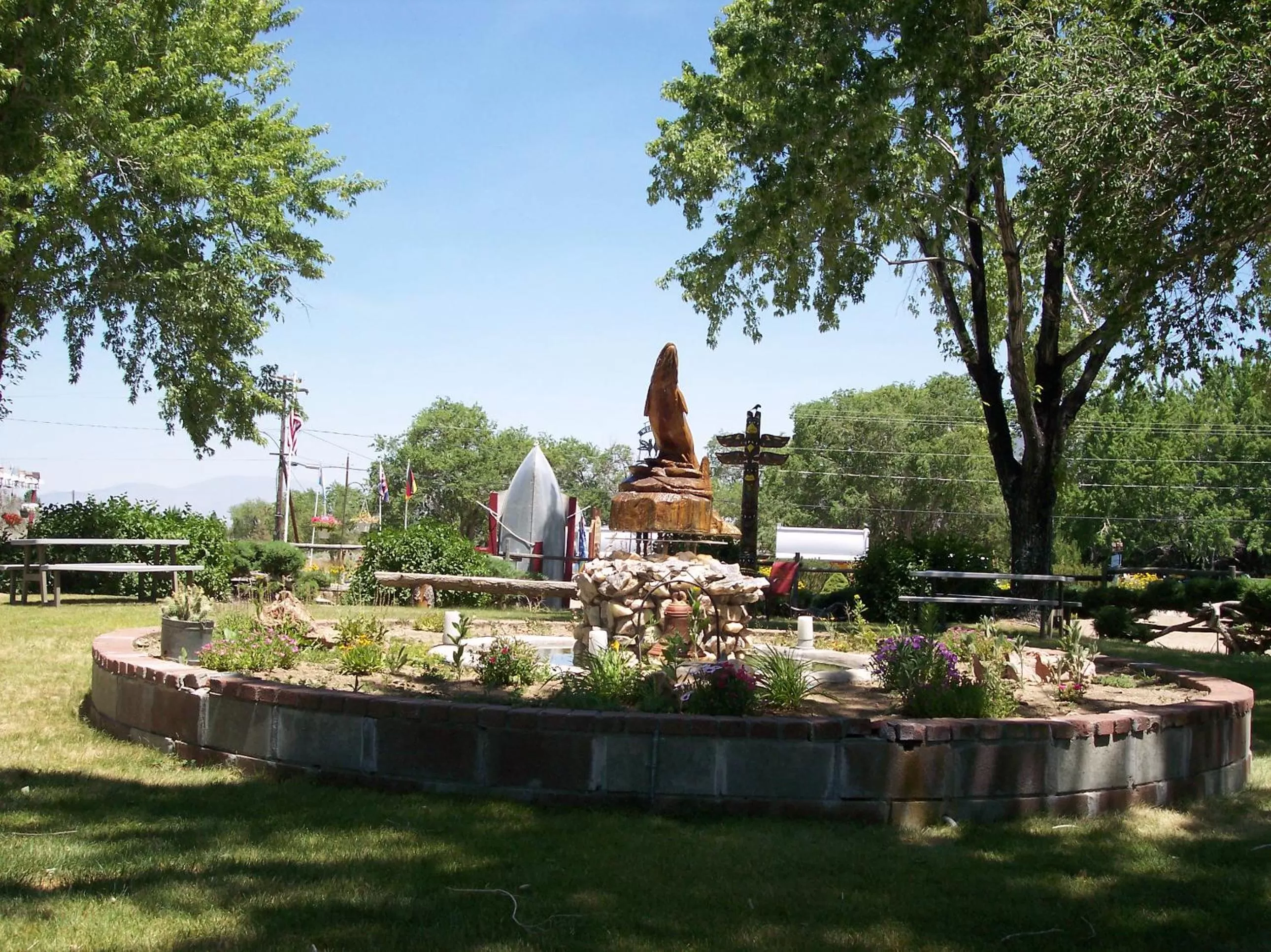 Garden in Toiyabe Motel