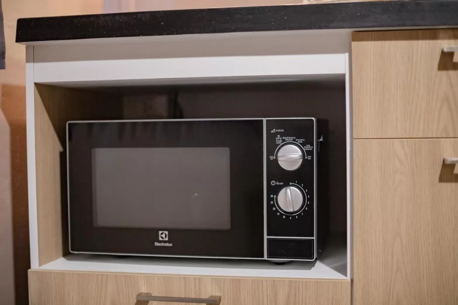 Kitchen or kitchenette in THE BEACH CHA AM Suites