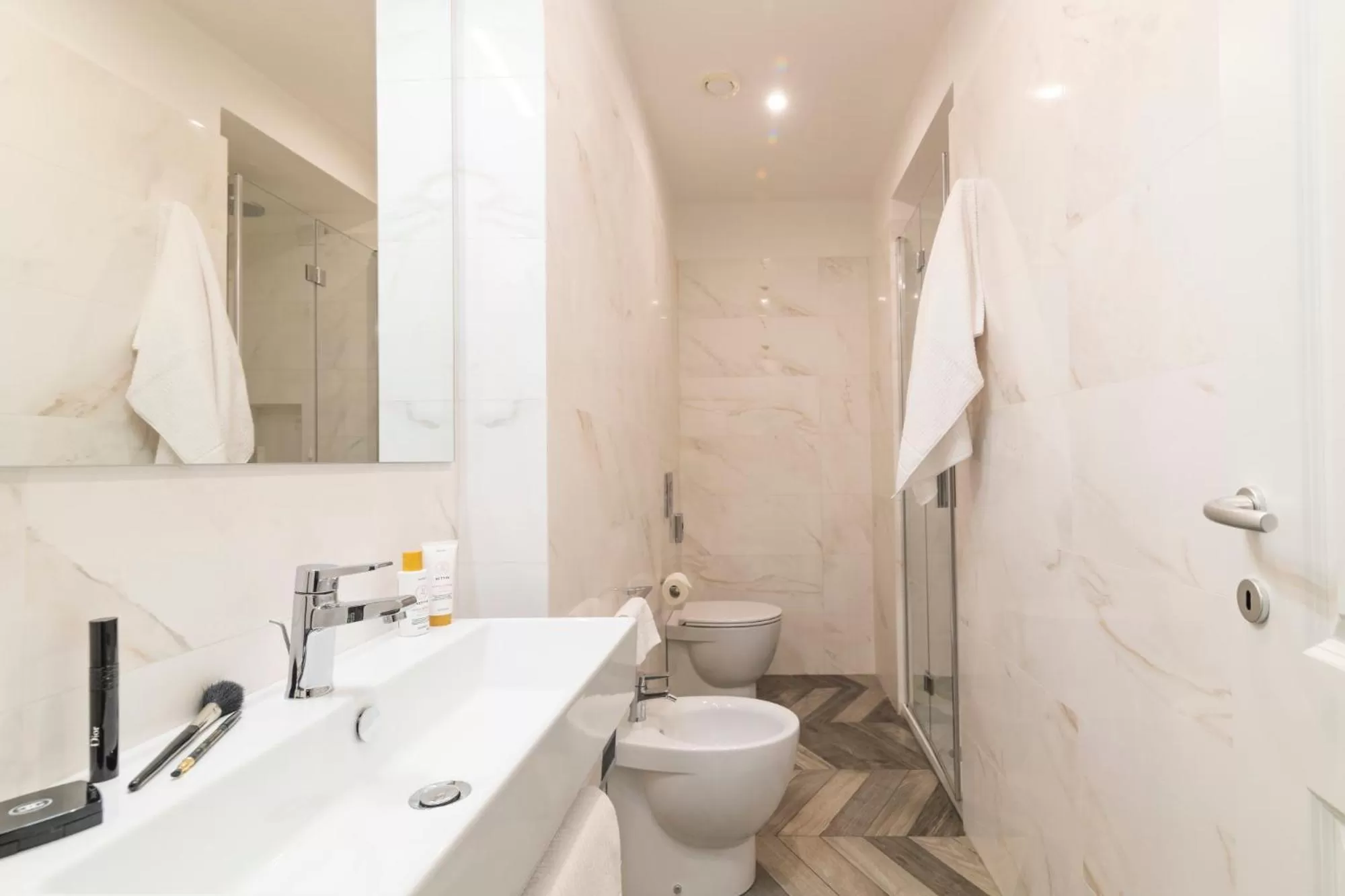 Bathroom in Eccelso Hotel