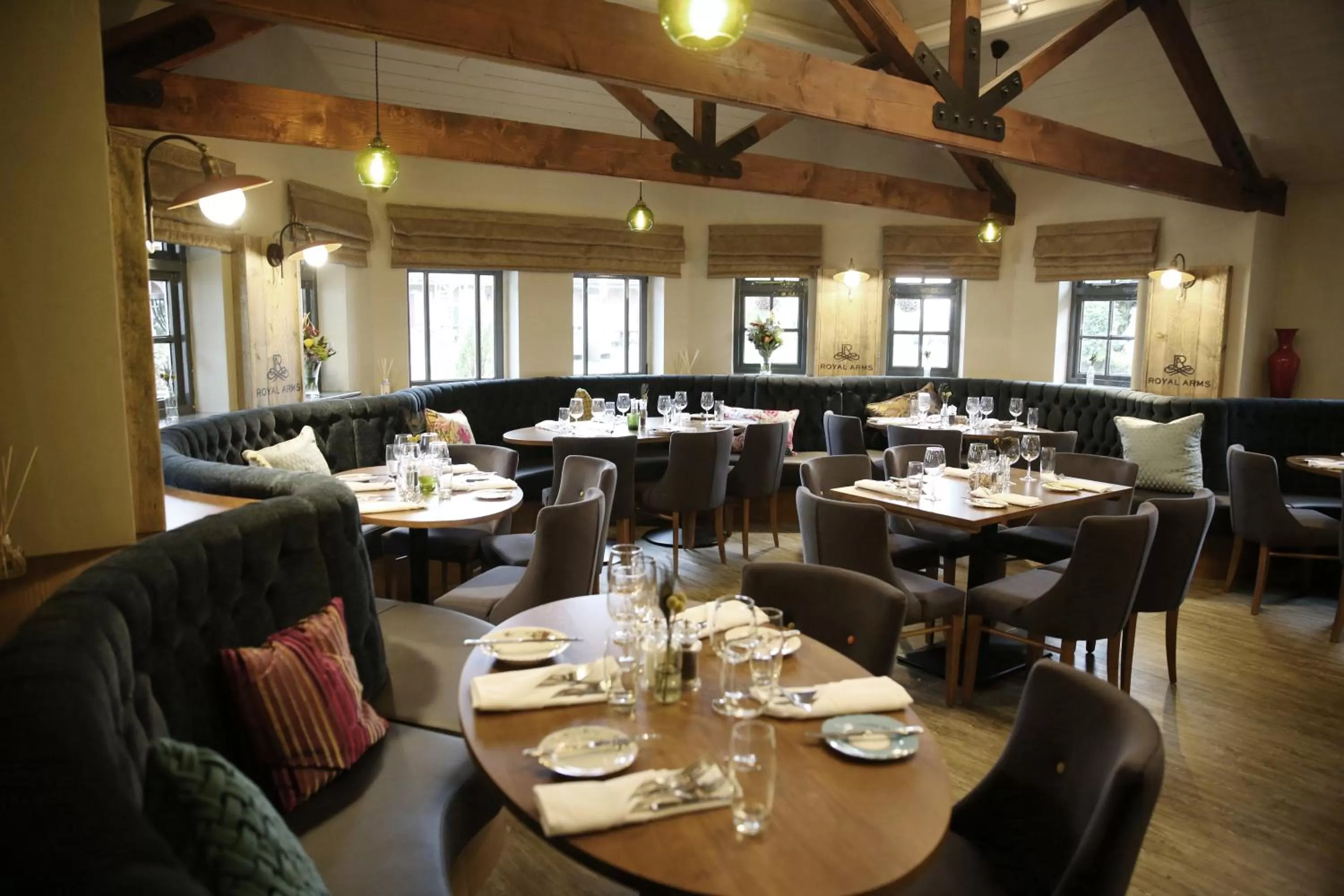 Restaurant/places to eat in The Royal Arms Hotel Room Only