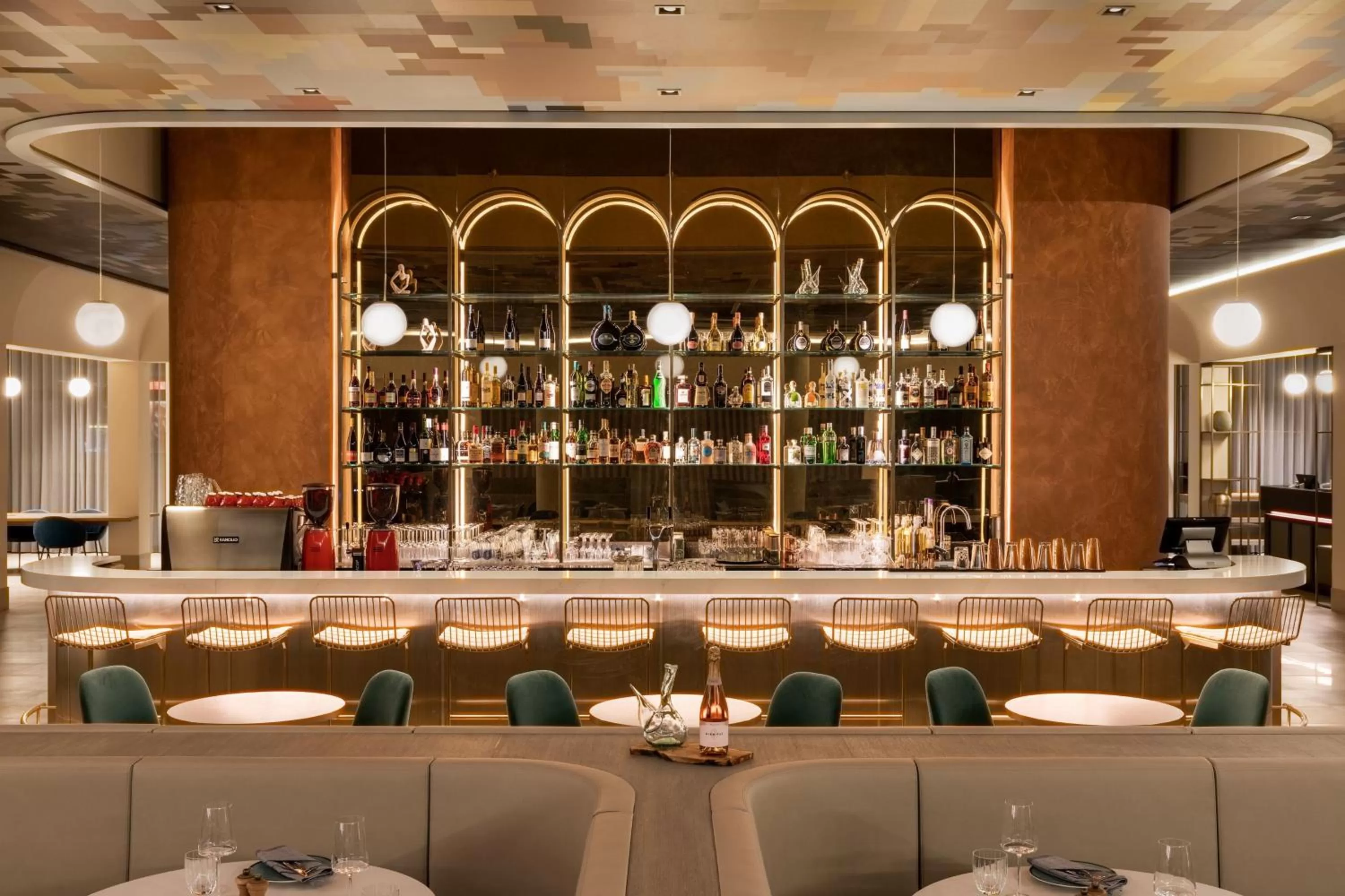 Lounge or bar in AC Hotel by Marriott Wuerzburg