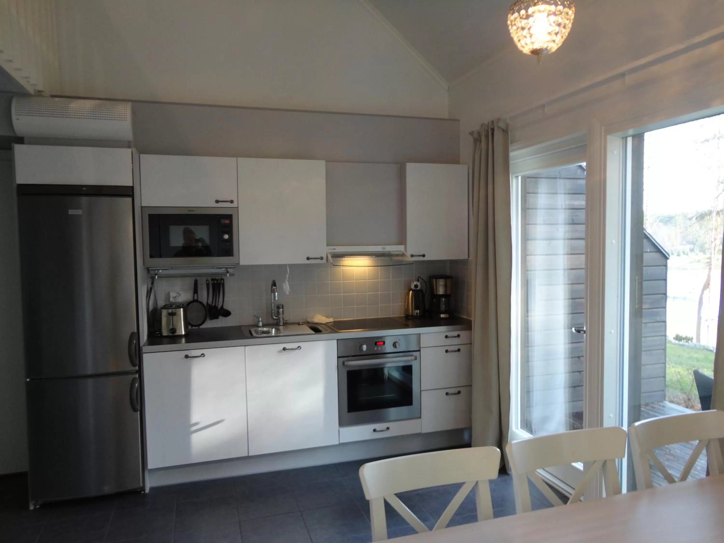 Shower, Kitchen/Kitchenette in Varjola Holiday Center