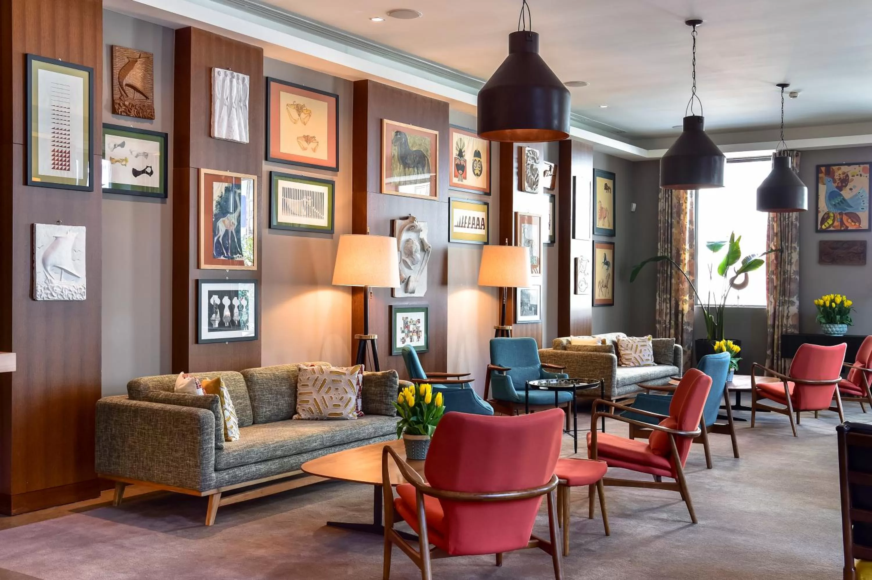 Lounge or bar in The Editory Artist Baixa Porto Hotel