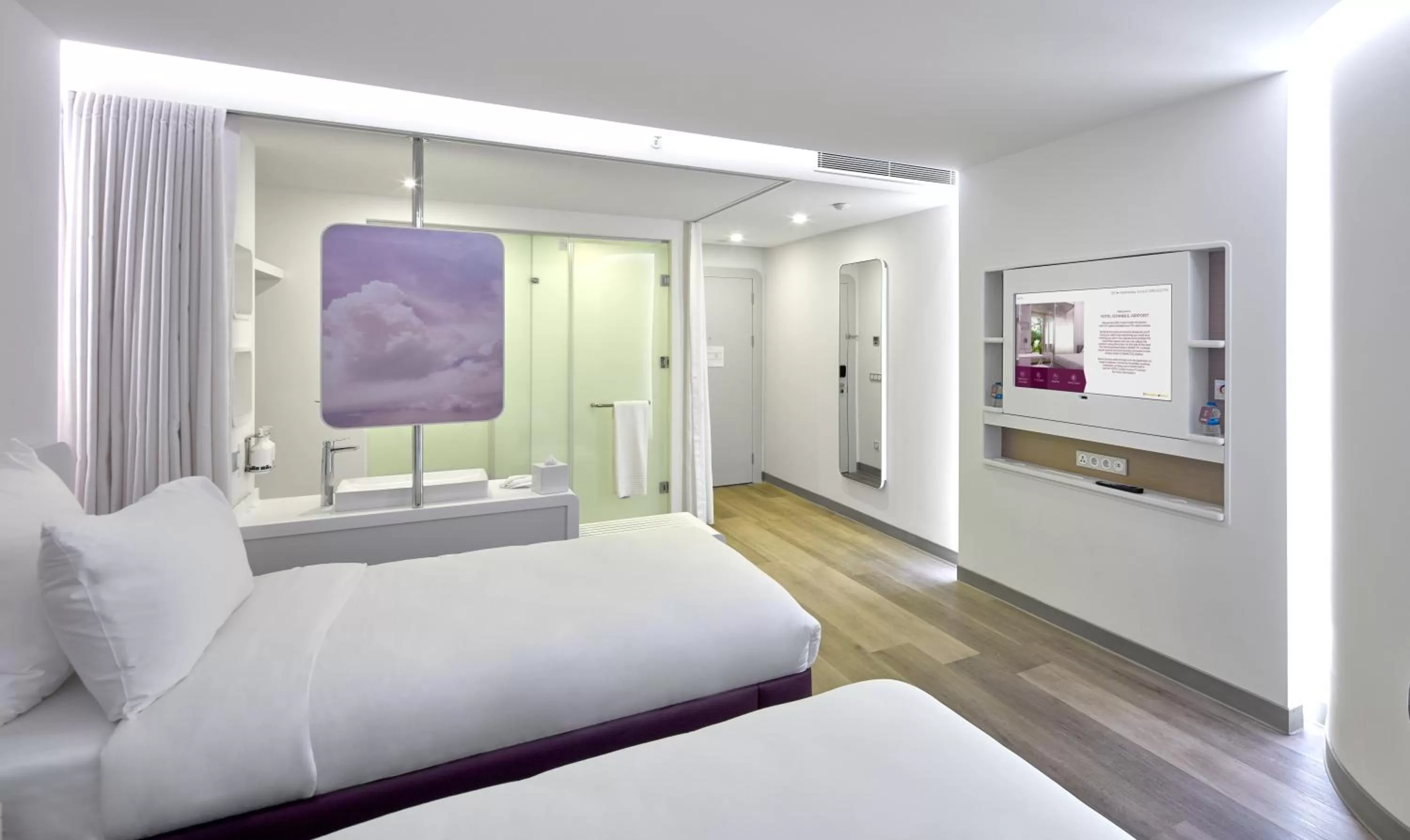 Shower, Bed in YOTEL Istanbul Airport, City Entrance