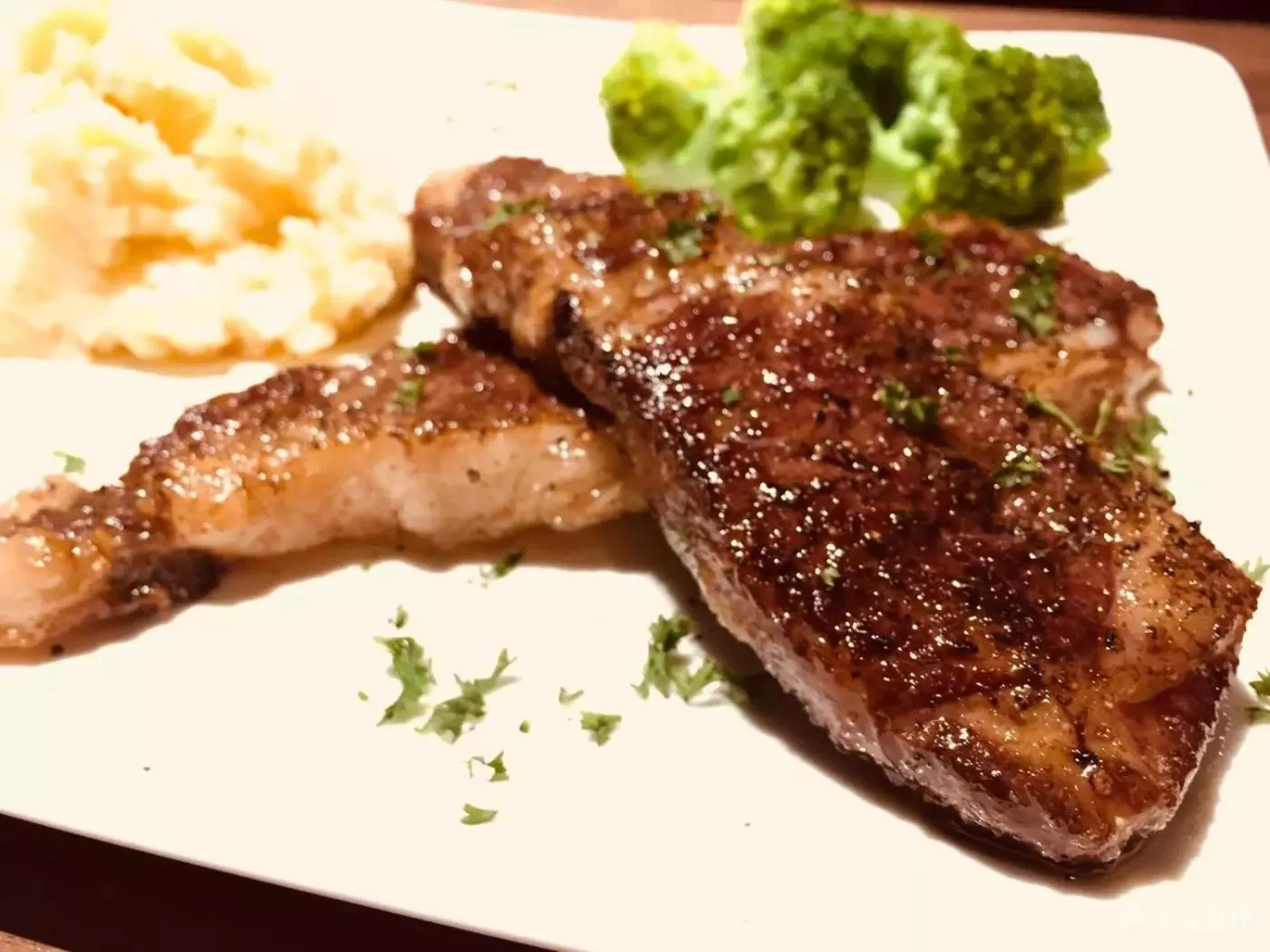 Restaurant/places to eat in Paco Hotel Gangding Metro Guangzhou