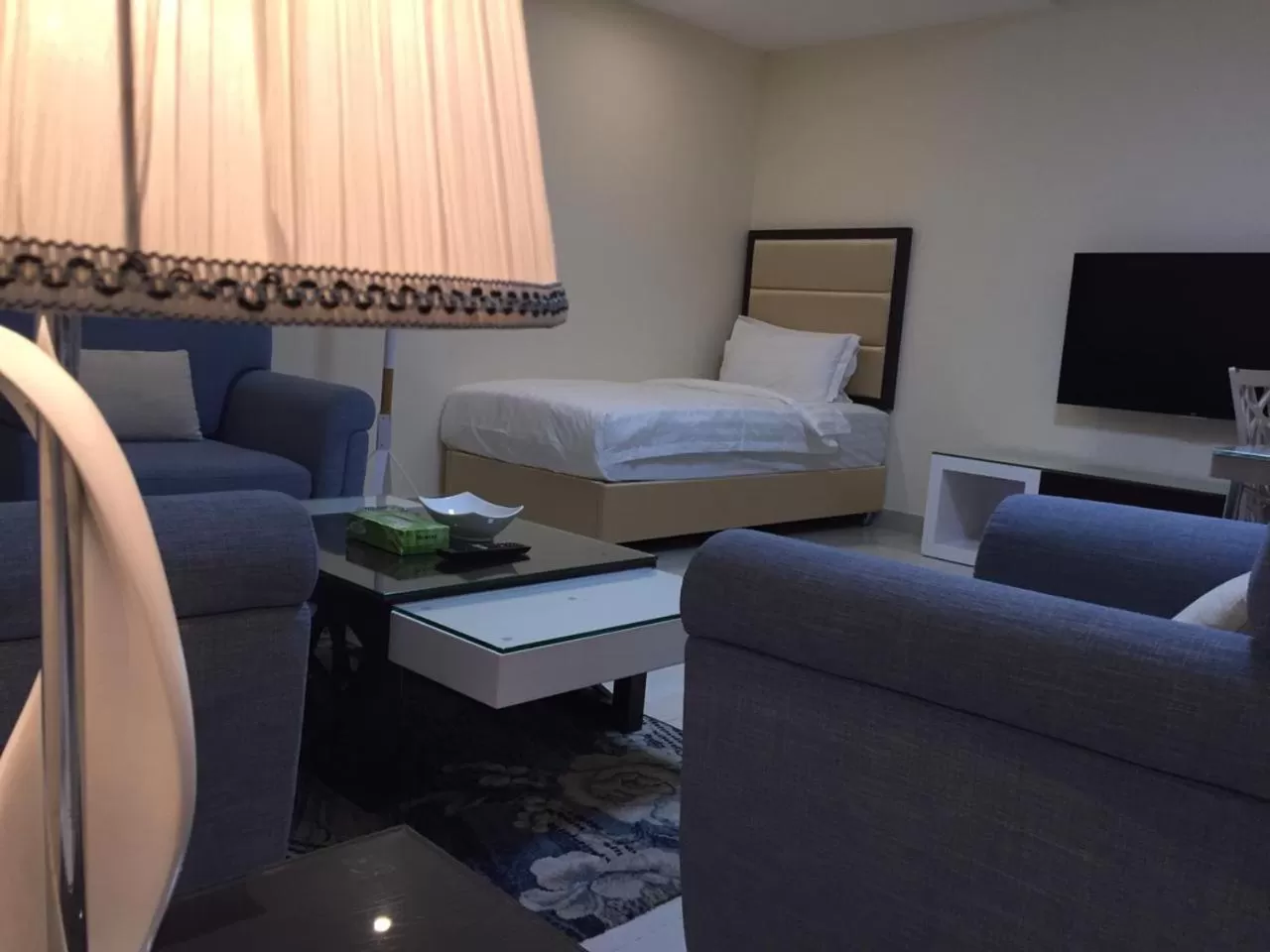 Seating Area in Arjaan Altakhassusi Hotel Suites