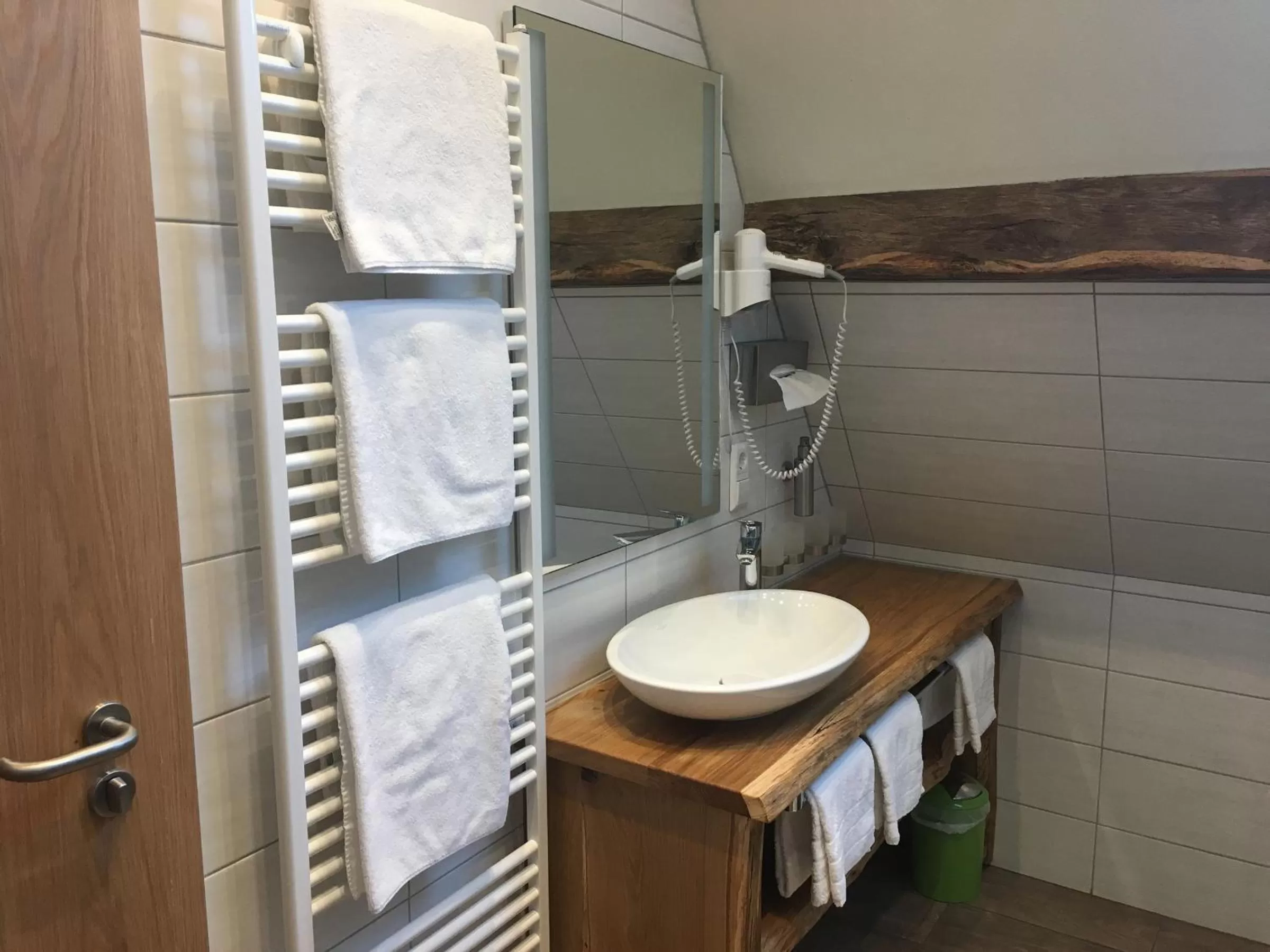 Bathroom in Gasthof zum Ochsen