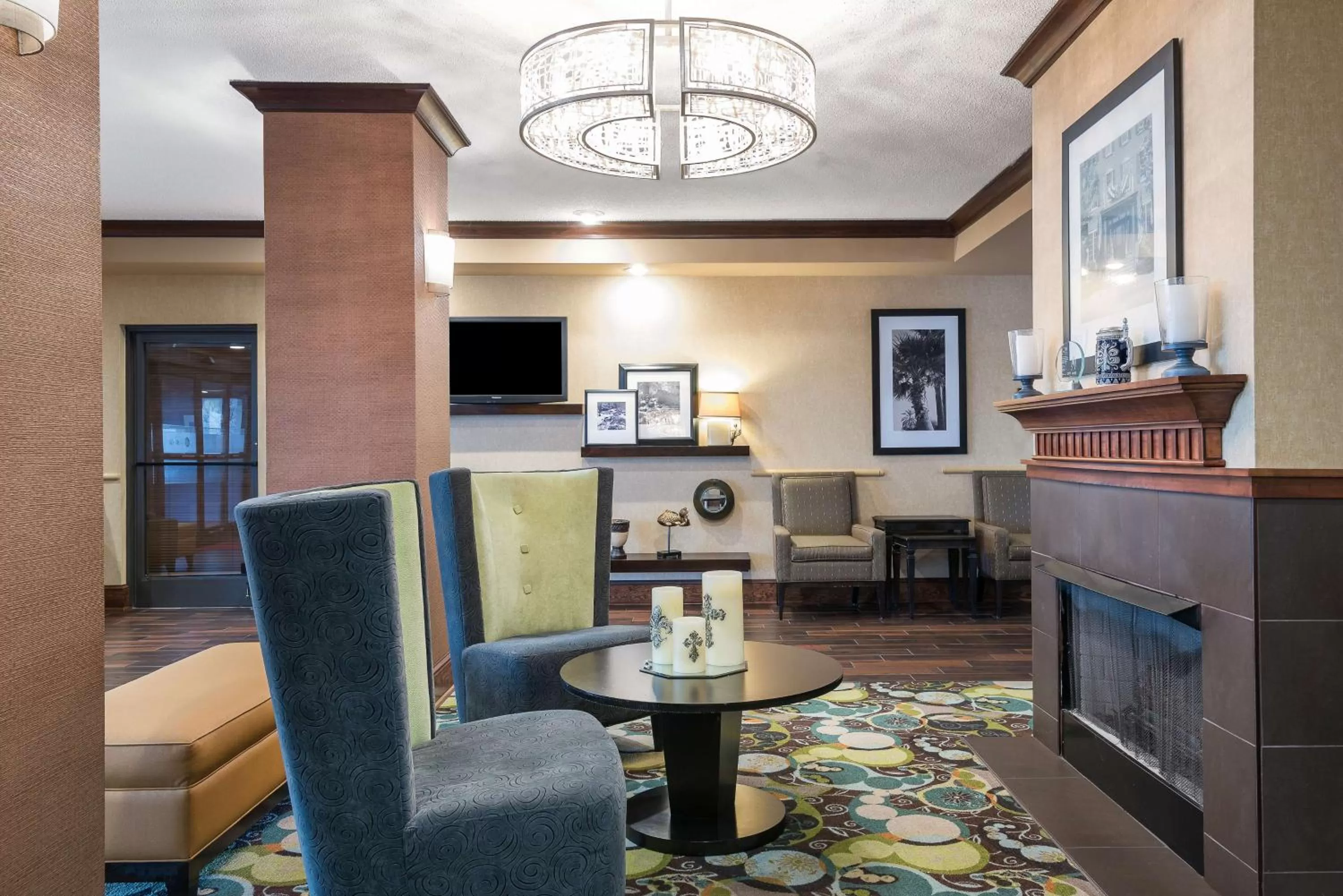 Lobby or reception in Hampton Inn & Suites Florence Center