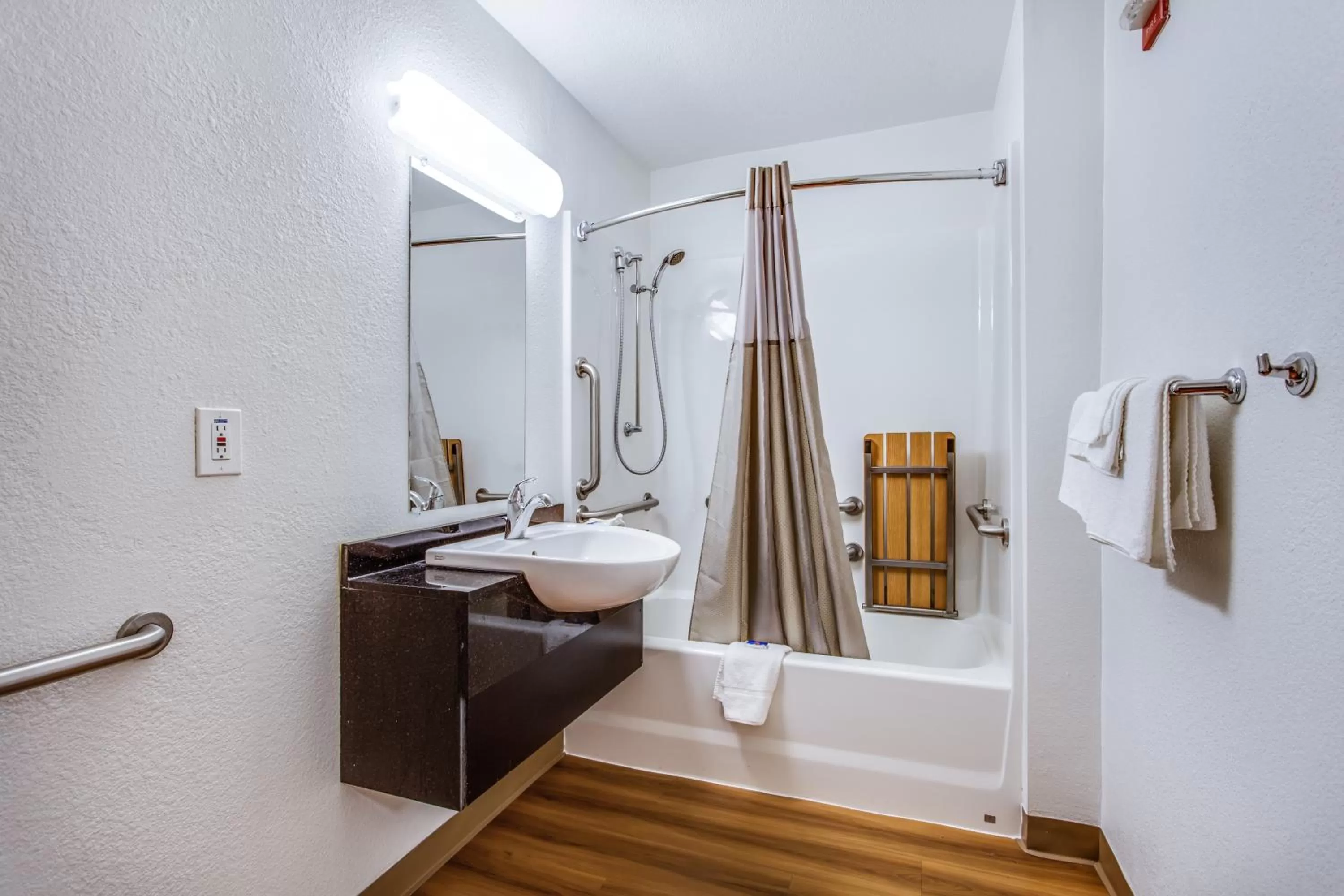 Bathroom in Motel 6-Fairfield, CA - North