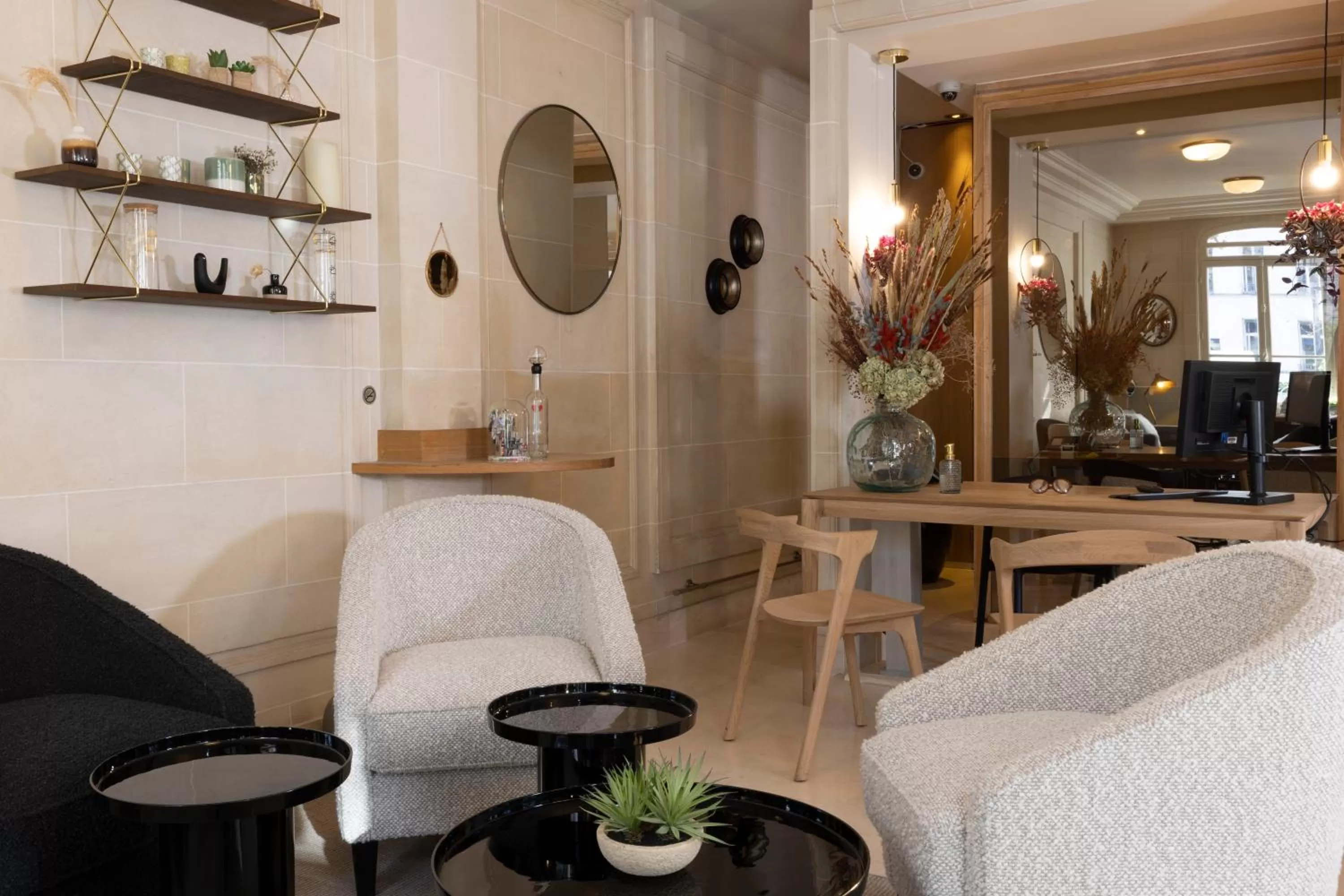 Lobby or reception in Hôtel de Banville