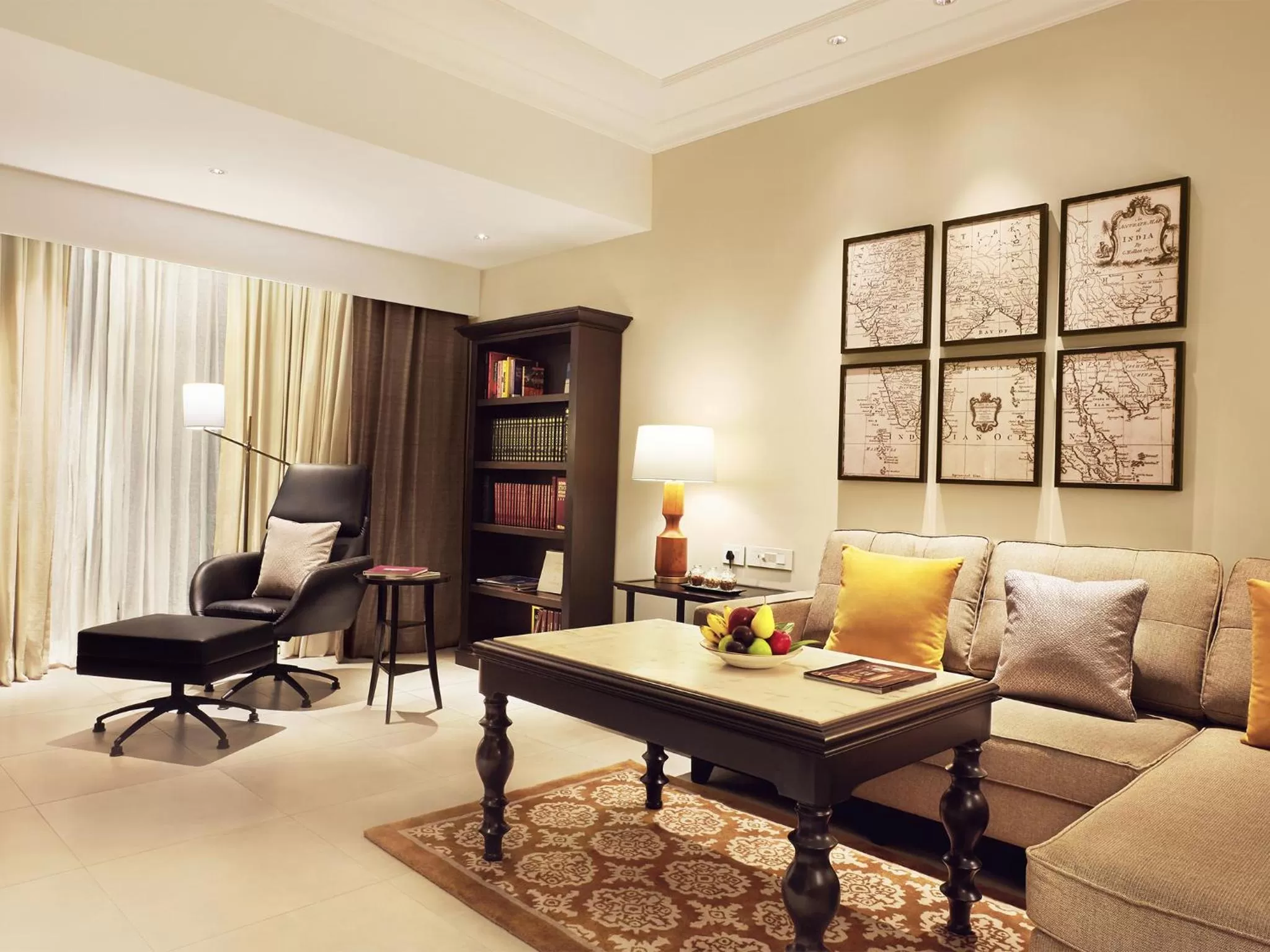 Coffee/tea facilities in Taj Connemara, Chennai