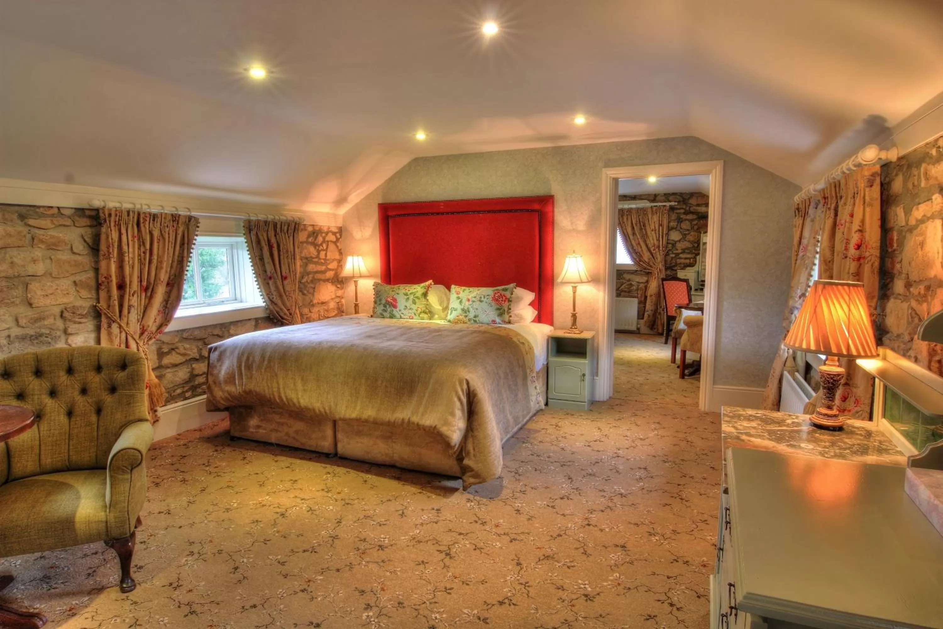 Bed in Cabra Castle Hotel