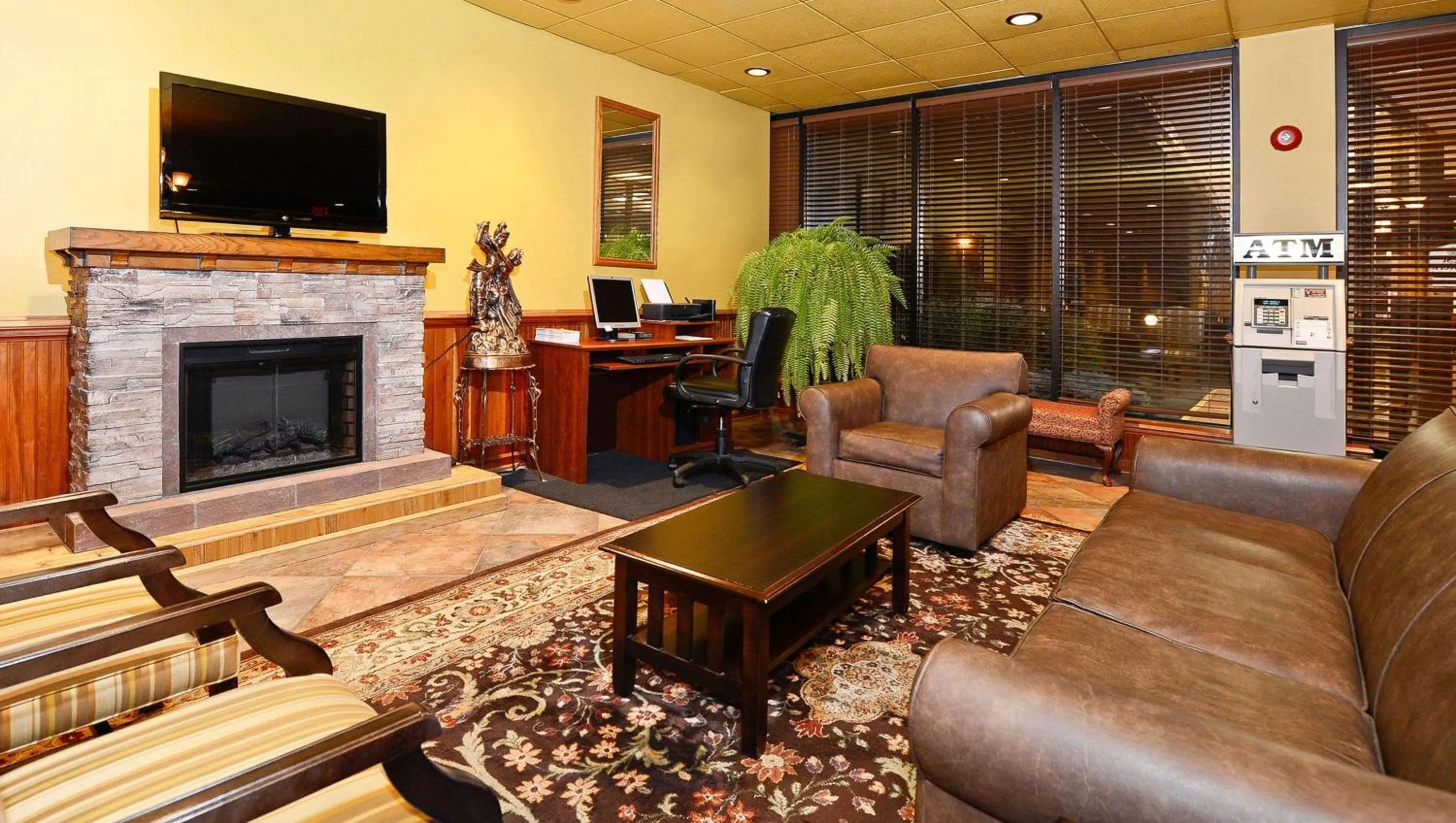 Lobby or reception in Magnuson Hotel Mountain View