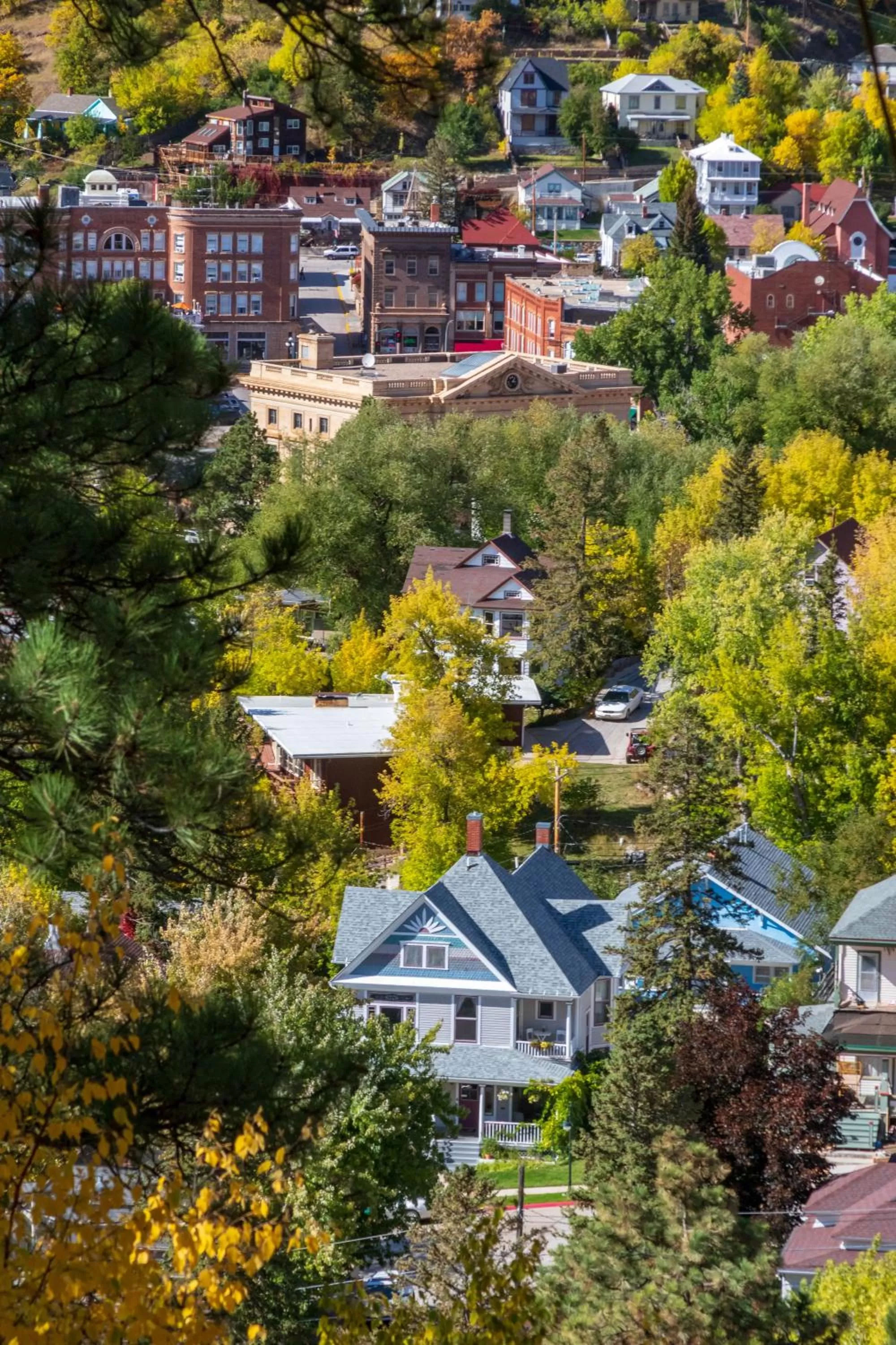 Neighbourhood, Bird's-eye View in 1899 Inn