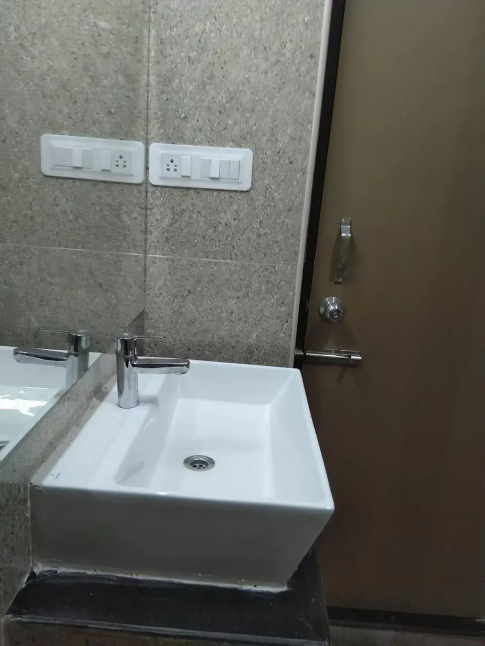 Double Room with Balcony - single occupancy in Chandru De Green Double Room with Balcony - single occupancy in Chandru De Green