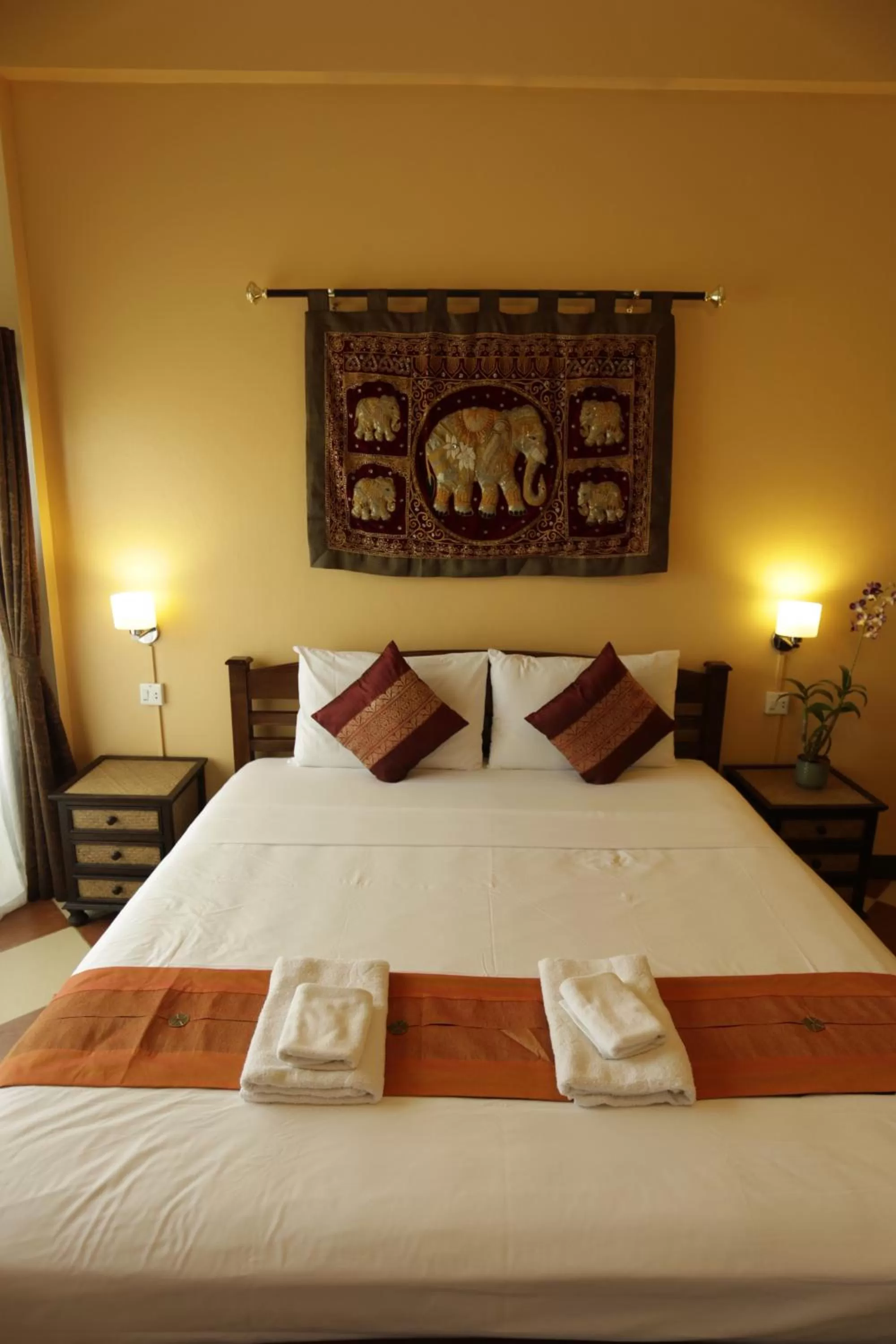 Bed in Liam's Guesthouse Adults Only