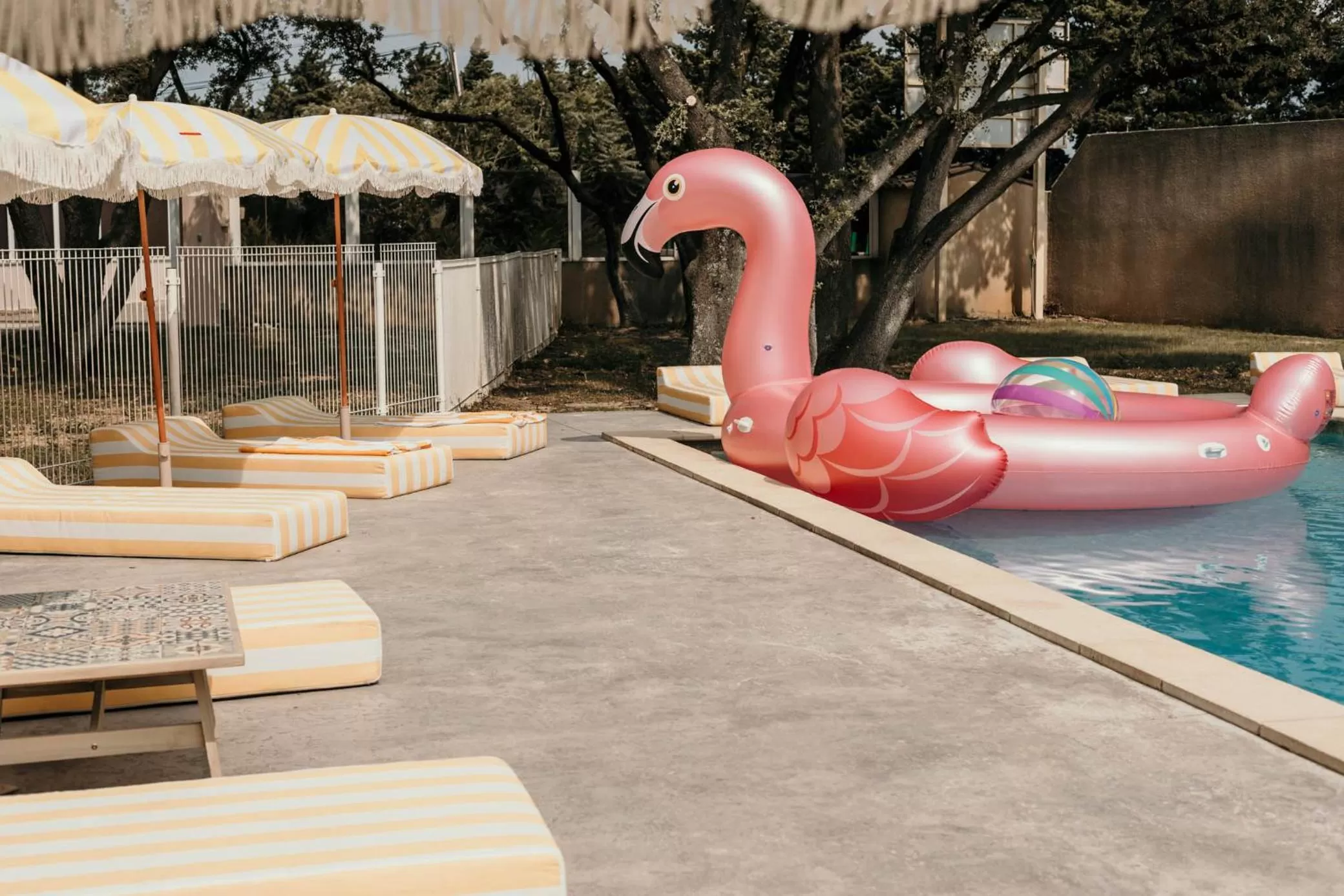 Swimming pool in greet hôtel Pont du Gard - Route d'Avignon