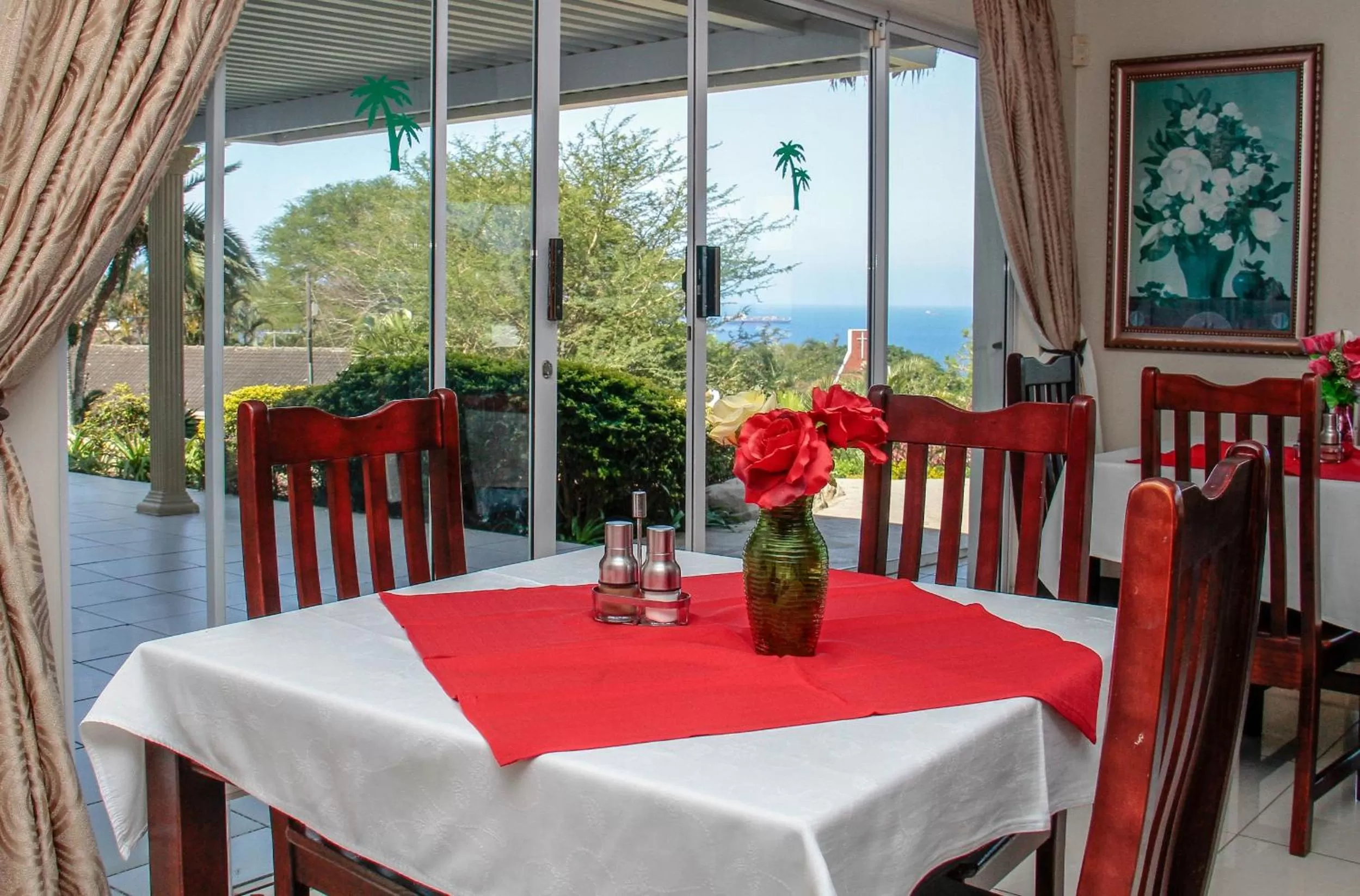 Restaurant/Places to Eat in Addis Bed and Breakfast