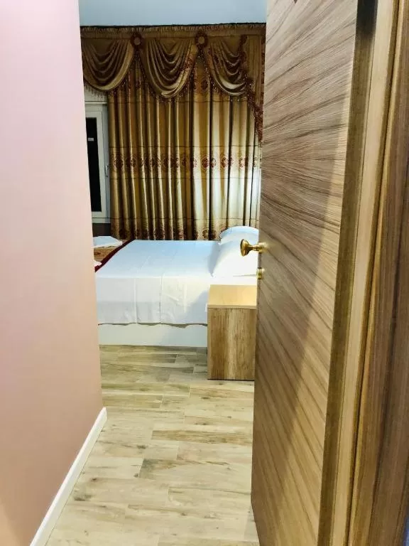 Bed in Hotel Venice Tour