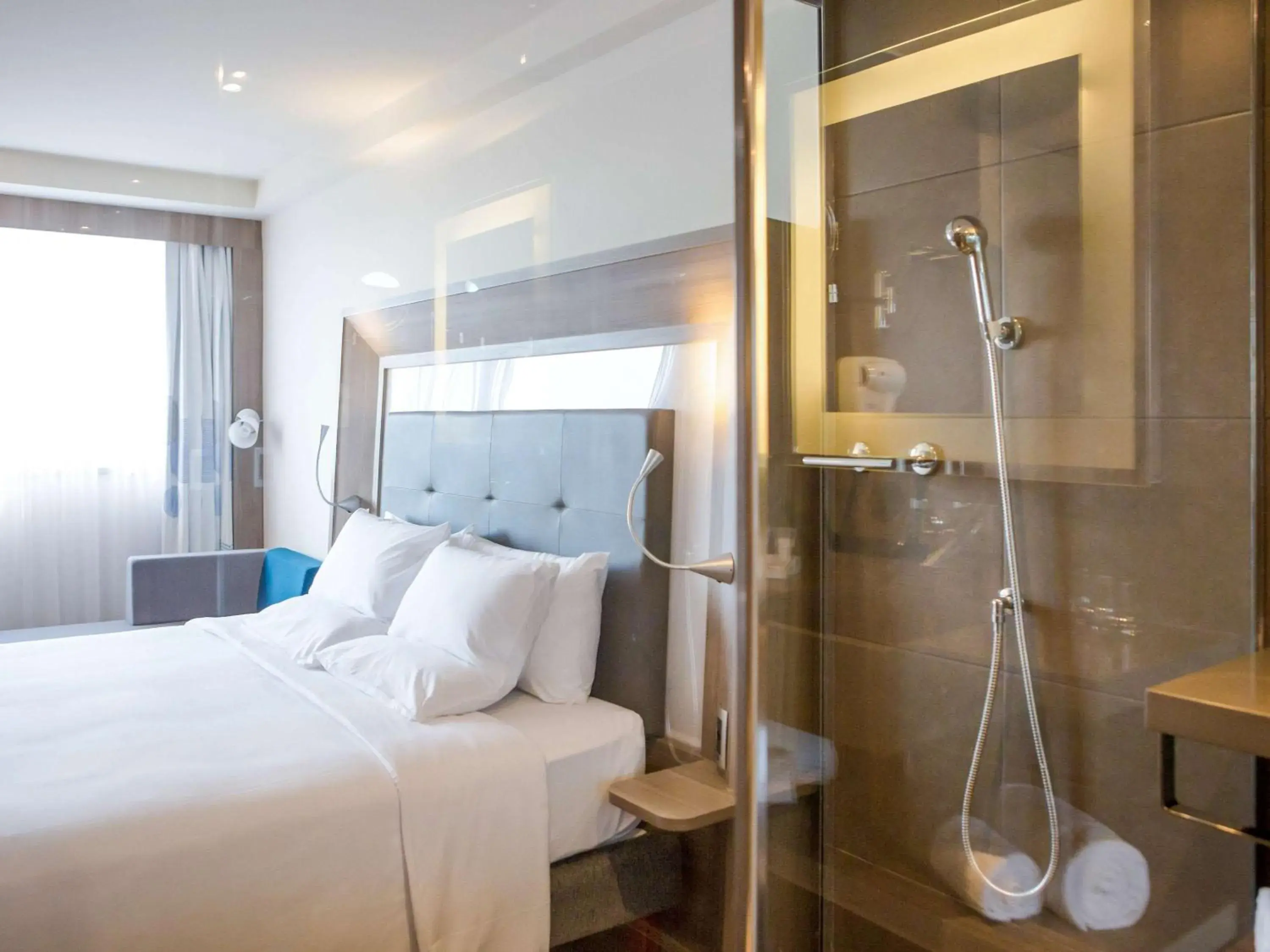 Superior Apartment with Double Bed and Sofa Bed in Novotel RJ Porto Atlantico Superior Apartment with Double Bed and Sofa Bed in Novotel RJ Porto Atlantico