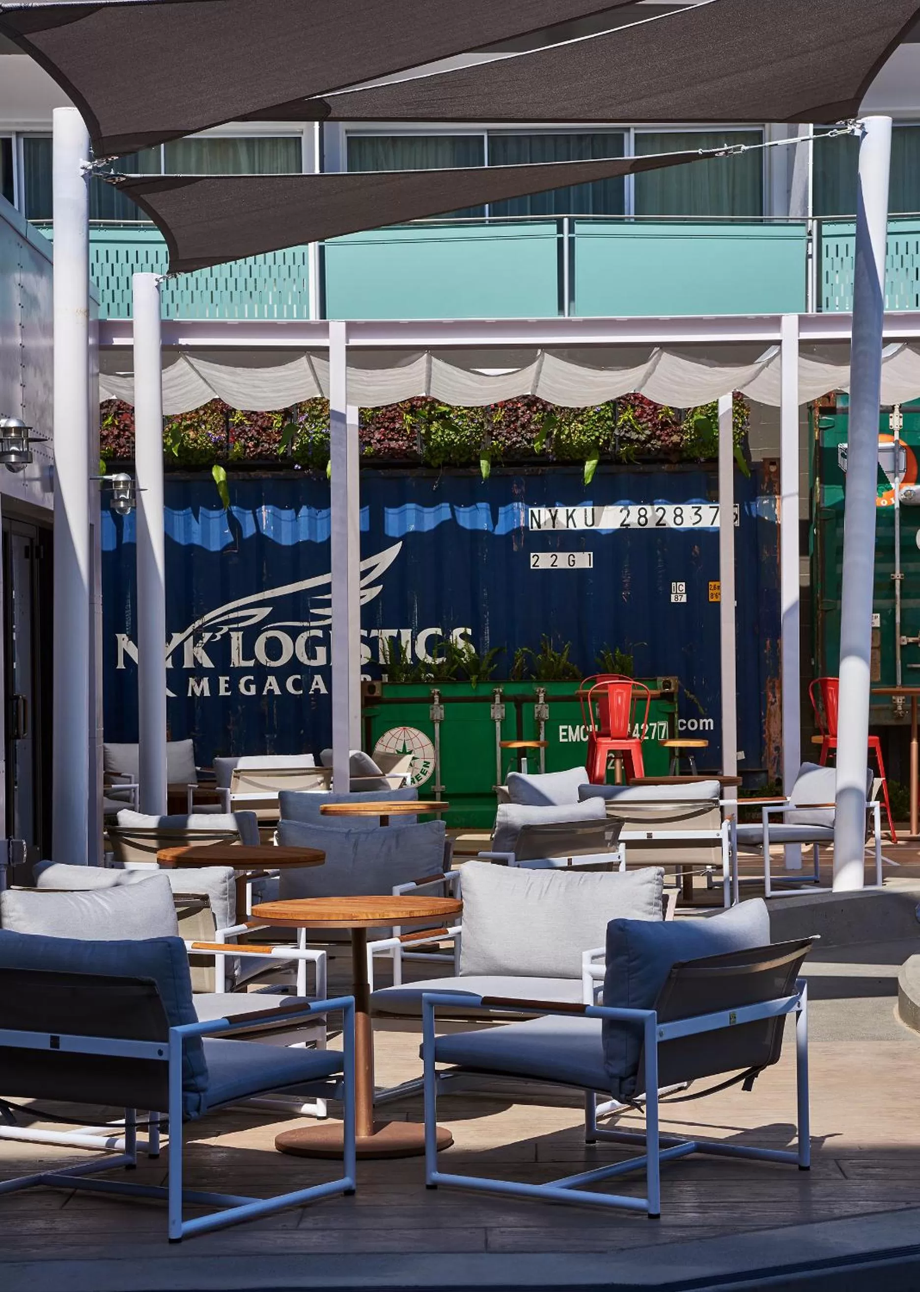 Patio in Hotel Zephyr San Francisco