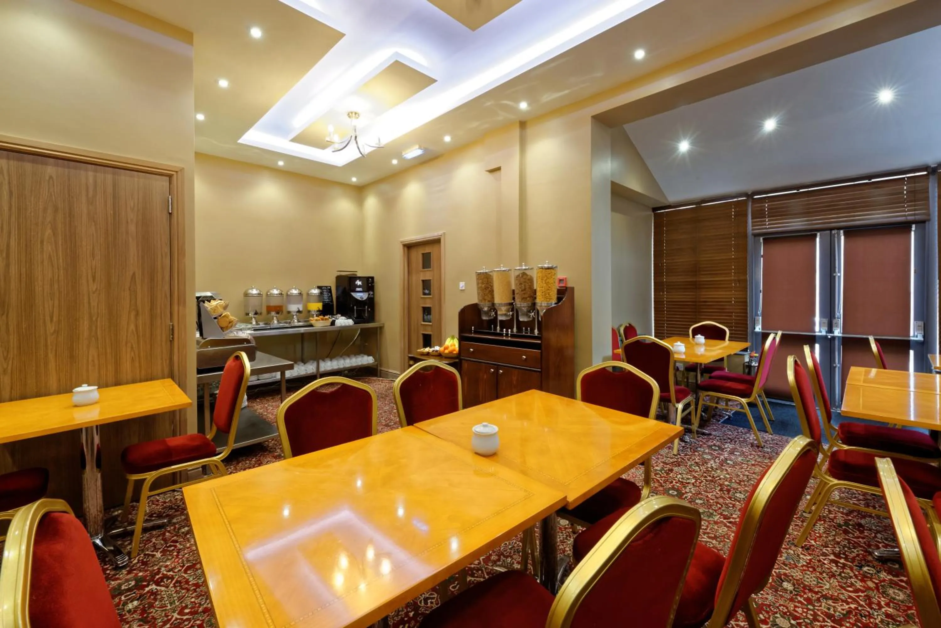 Restaurant/places to eat in Grainger Hotel