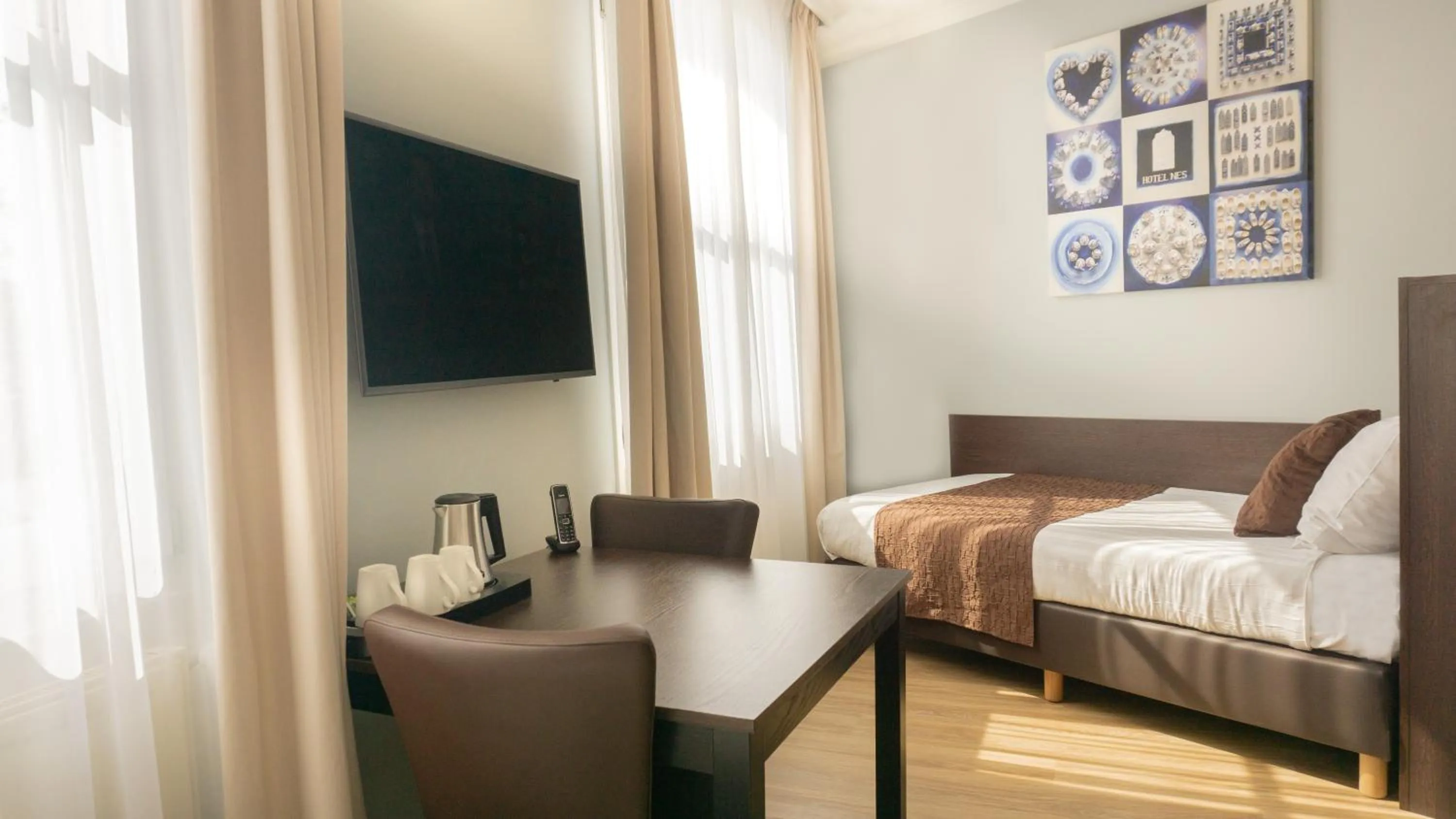 Bedroom, Bed in Hotel Nes Amsterdam