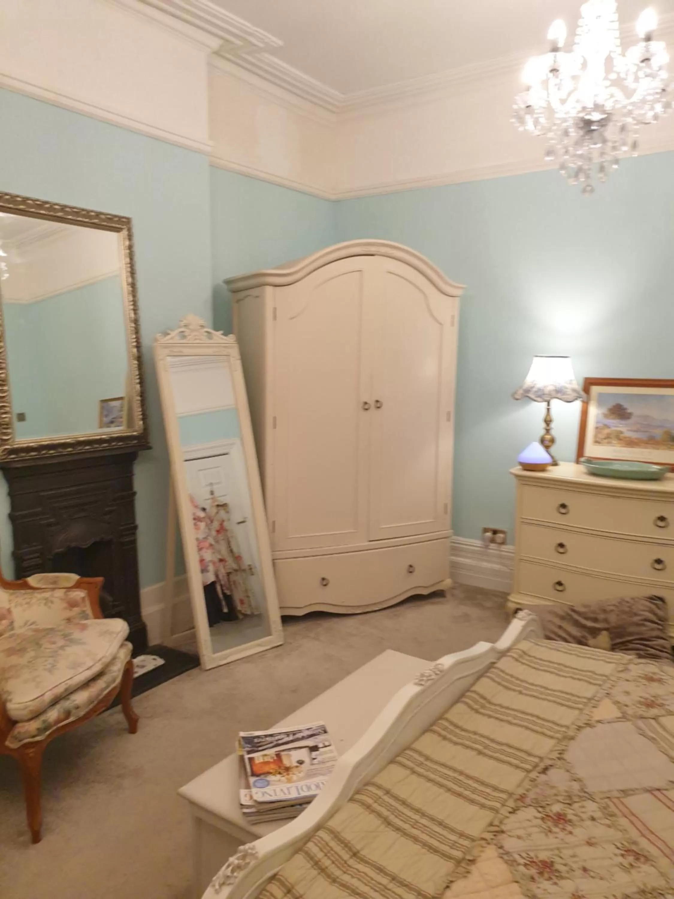 Bed in Judy's B&B private home