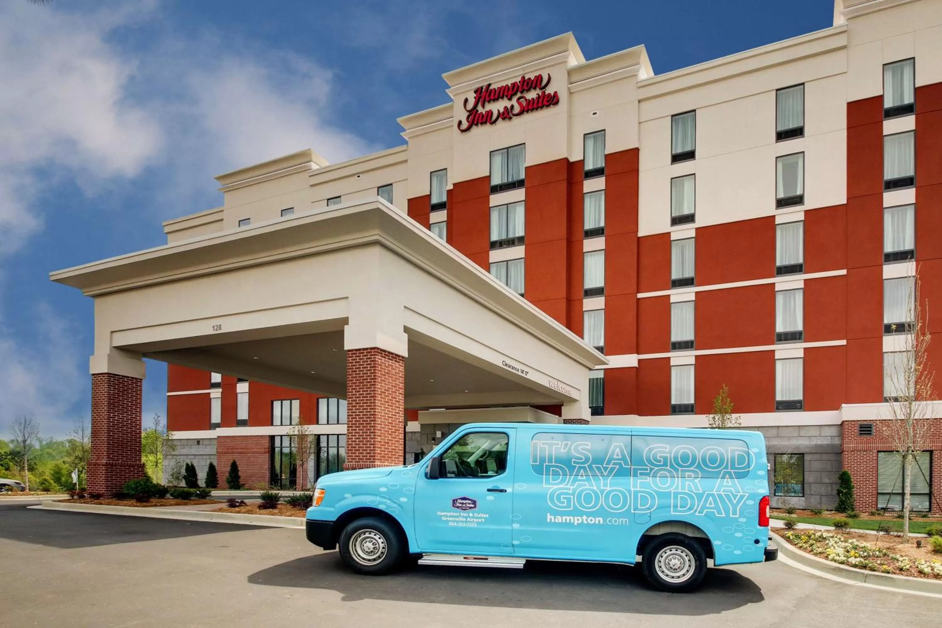 Property building in Hampton Inn & Suites Greenville Airport