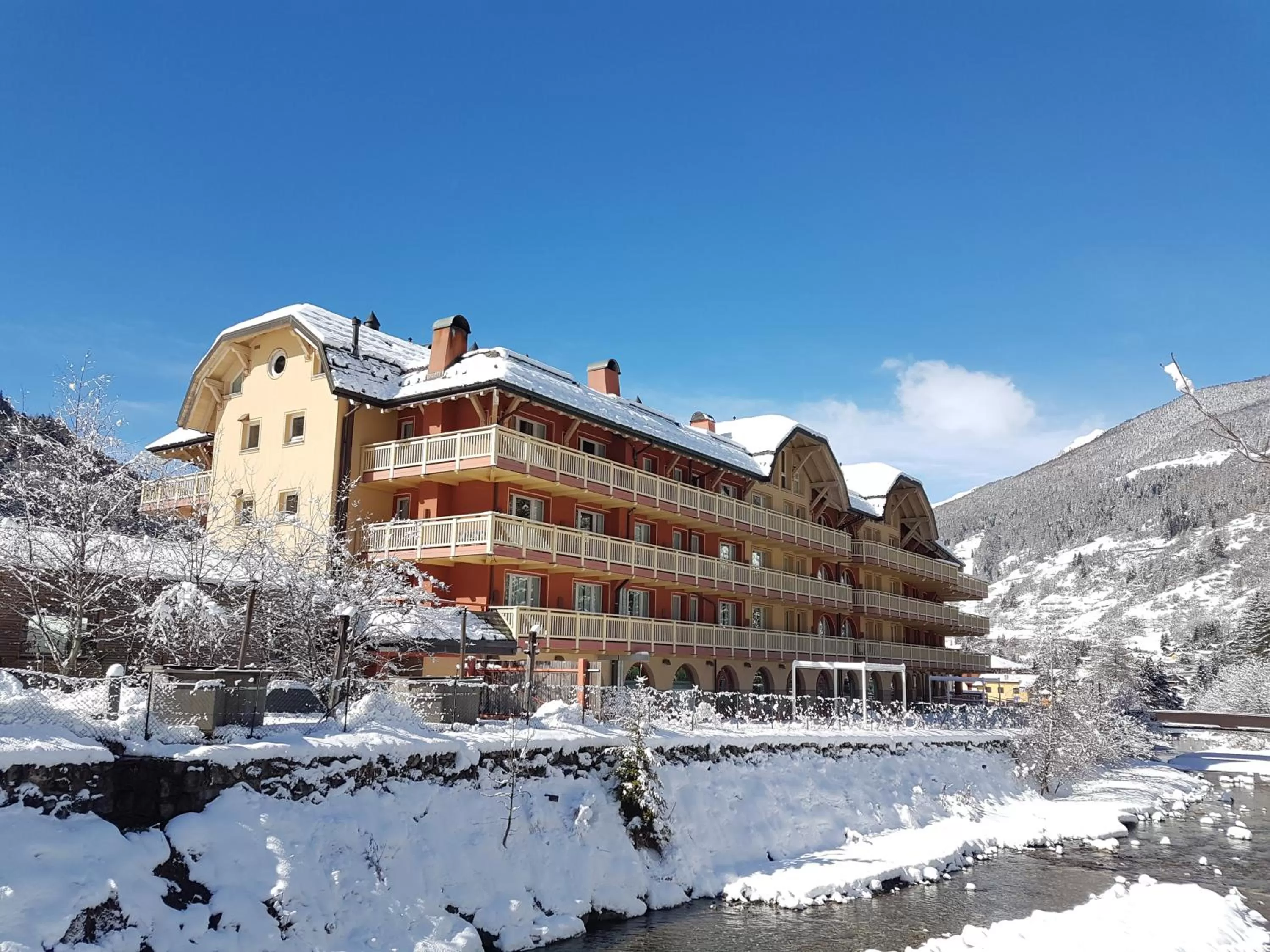 Property building, Winter in Residence Club Ponte Di Legno