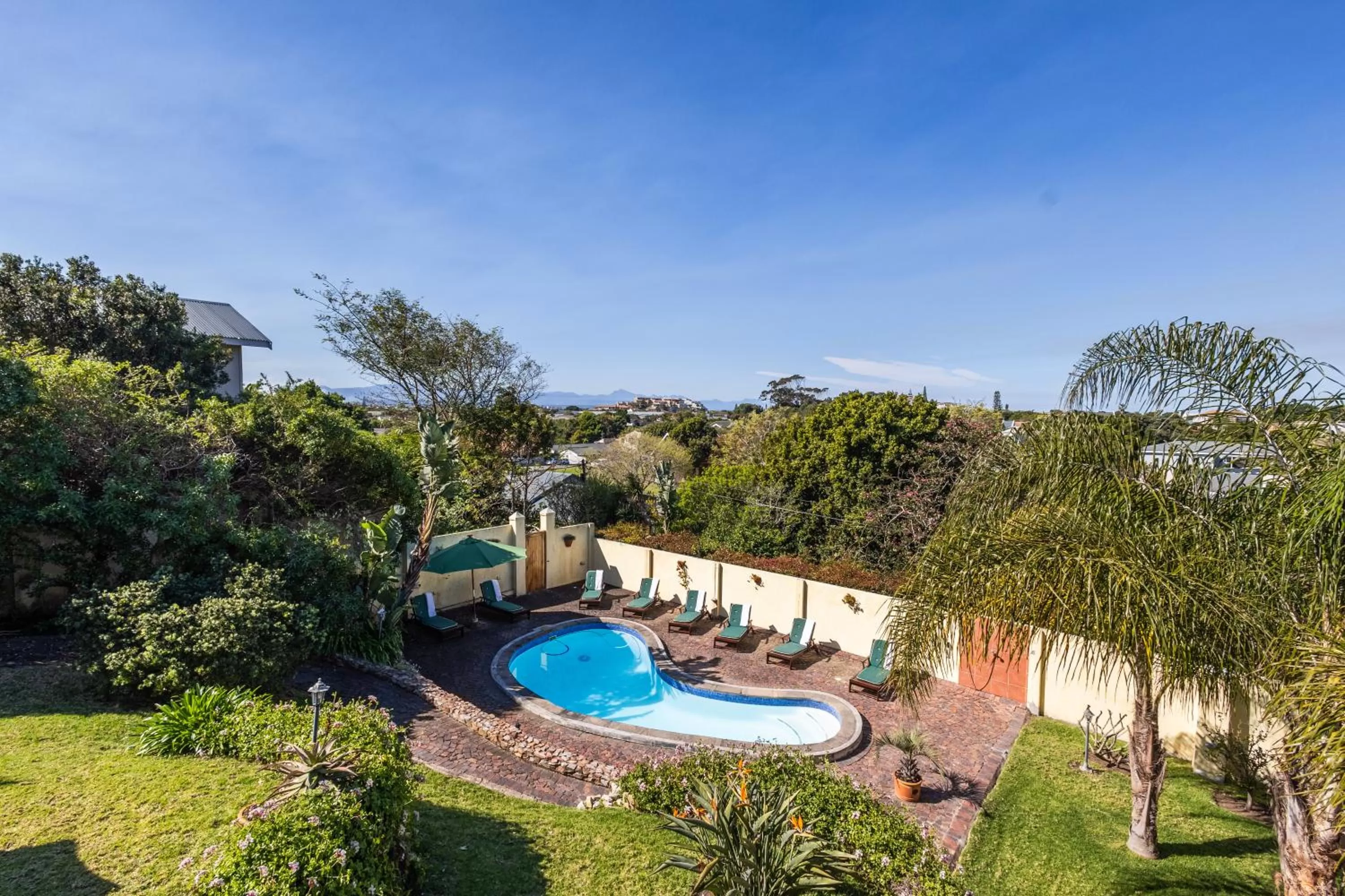 Swimming pool, Pool View in Gästehaus Pinkepank