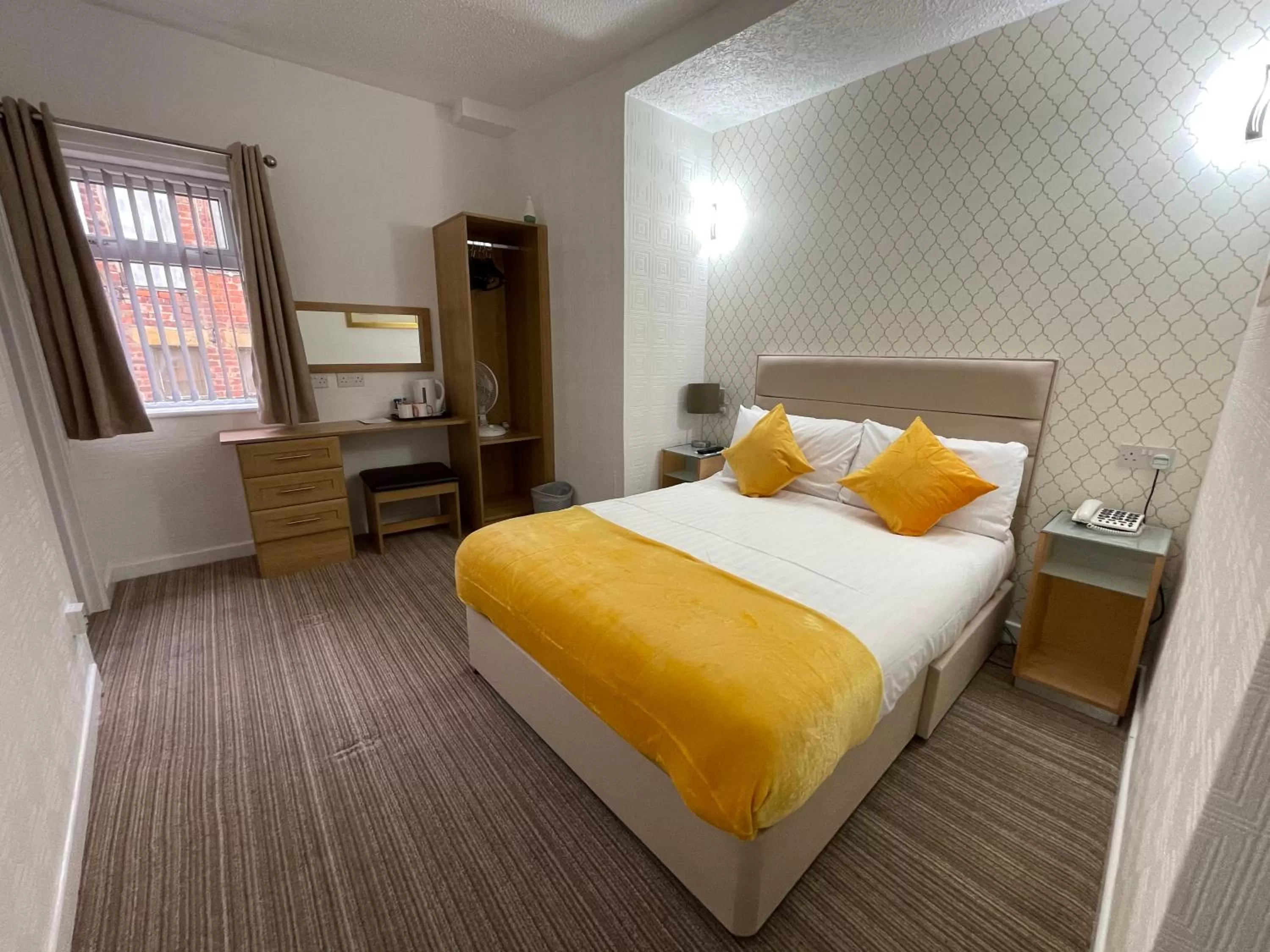 Bedroom, Bed in Ruskin Hotel