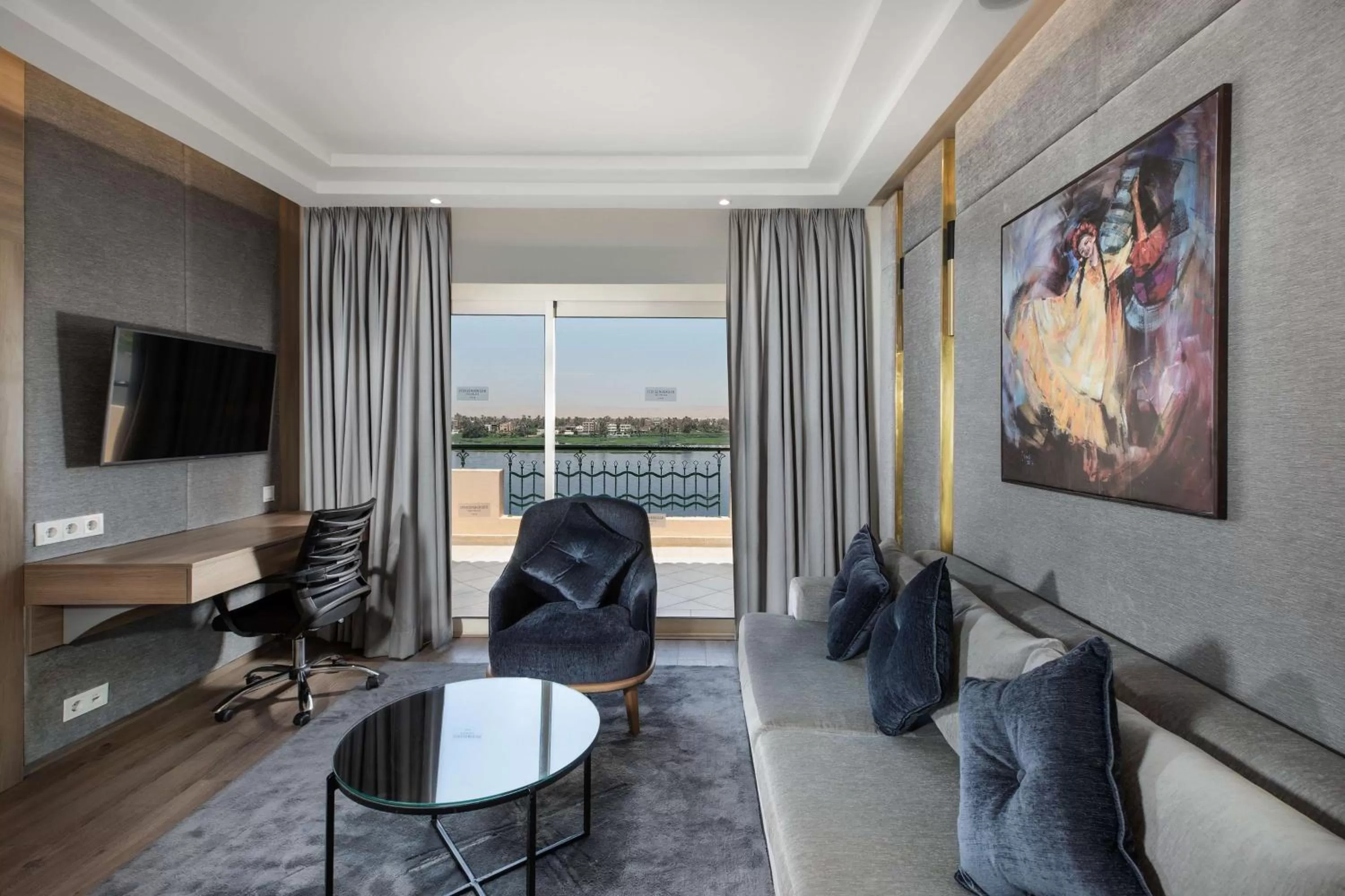 Bedroom in Steigenberger Nile Palace Luxor - Convention Center