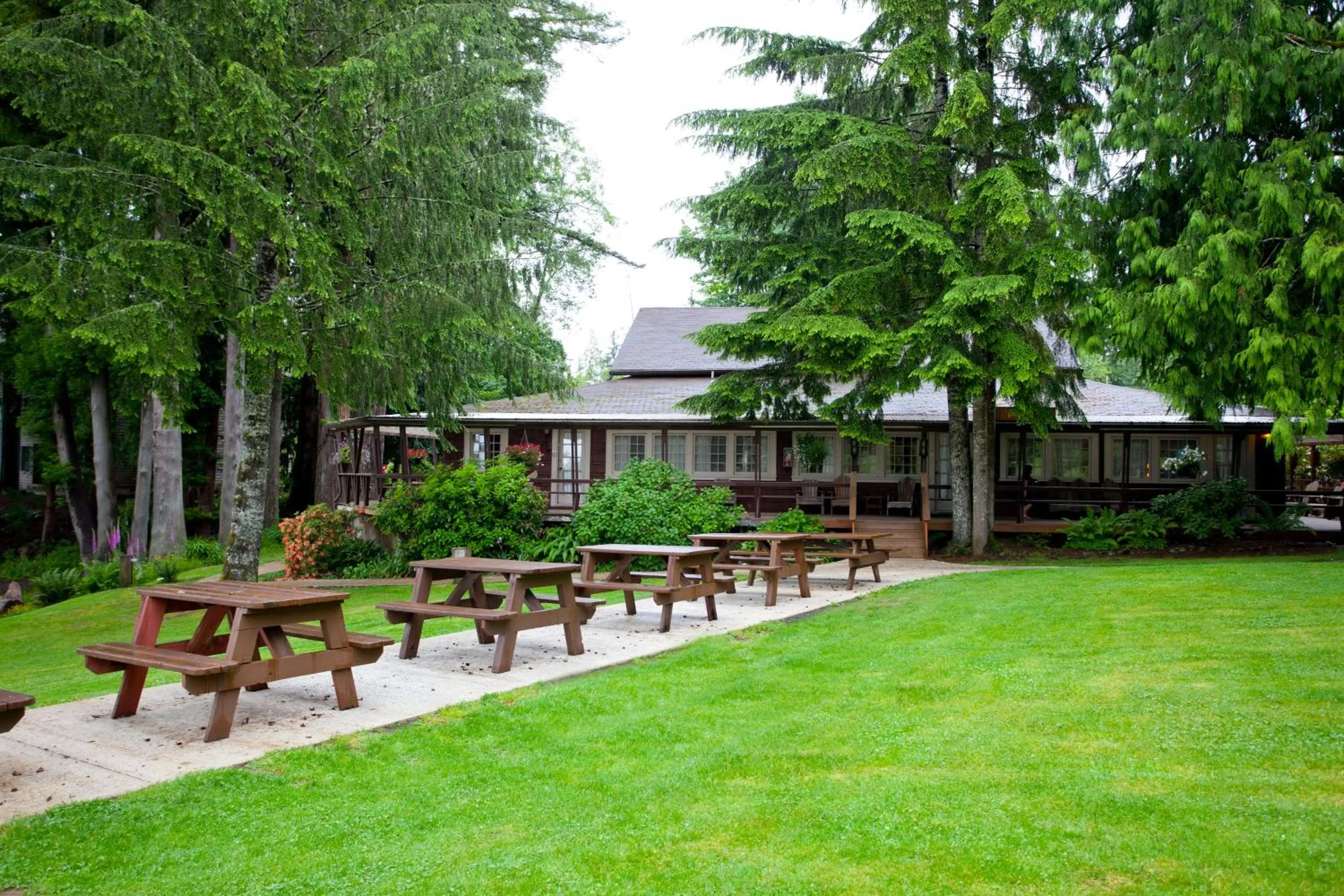 Balcony/Terrace in Lake Quinault Lodge