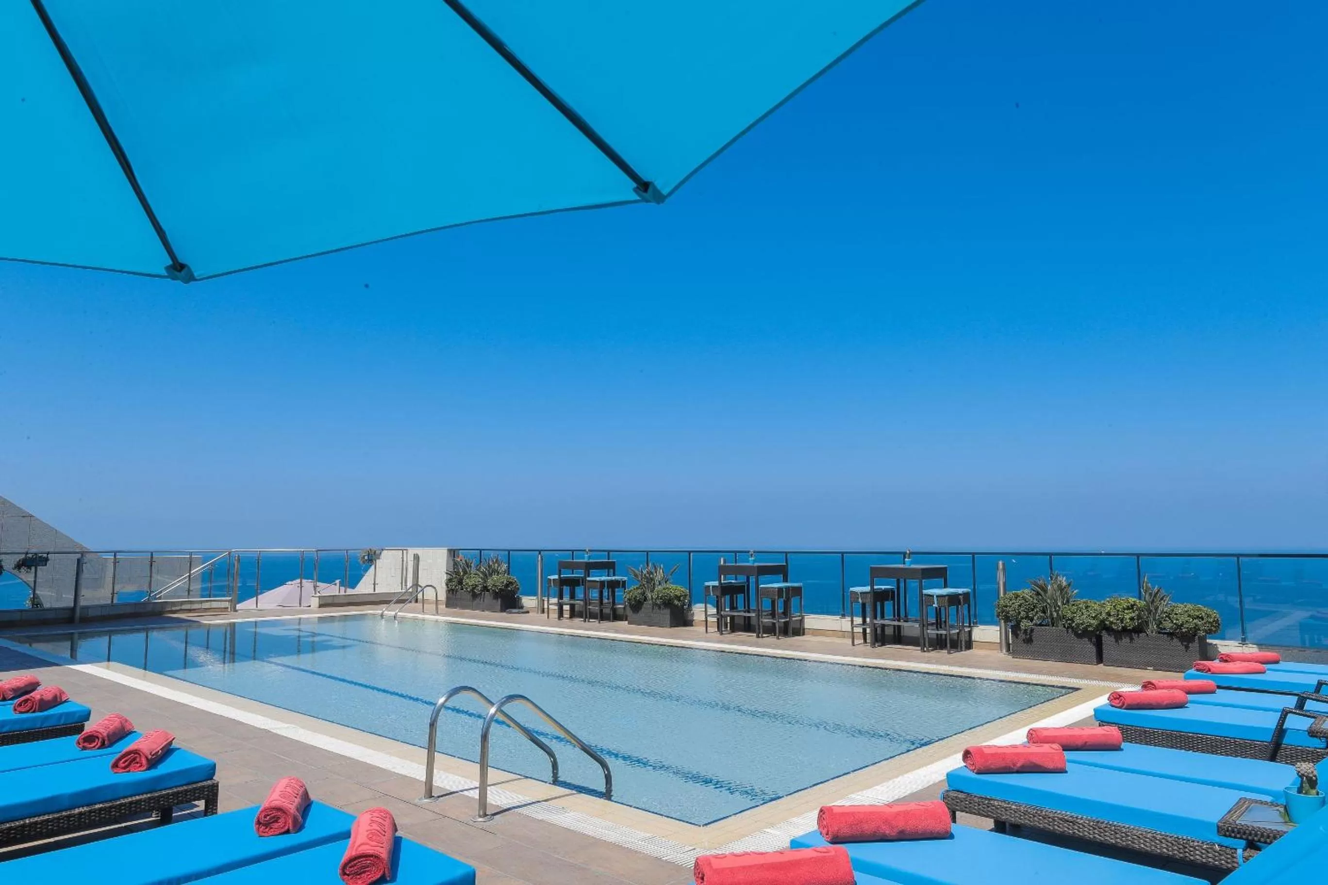 Pool view in Raouche Arjaan by Rotana