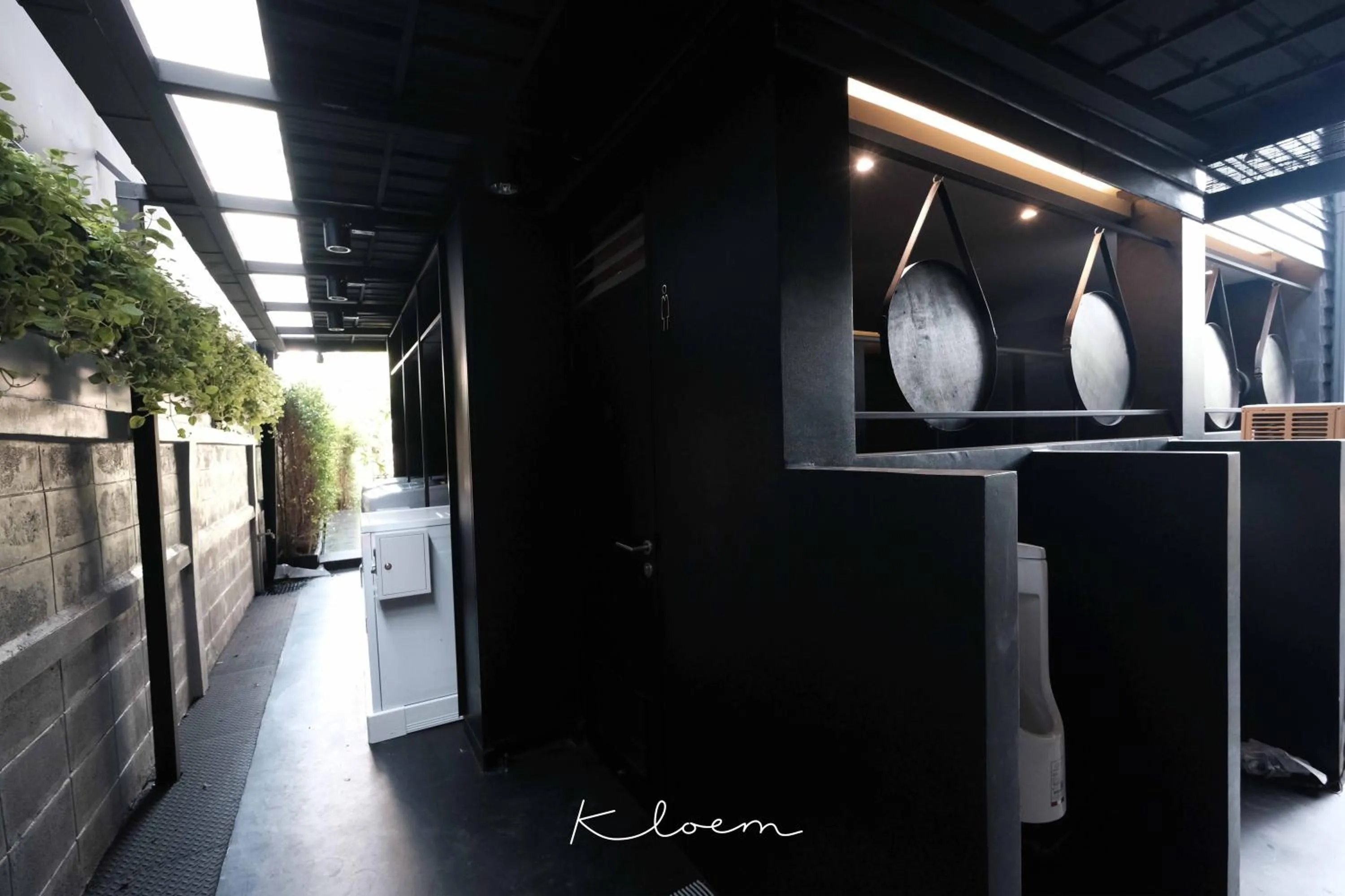 Shower in Kloem Hostel