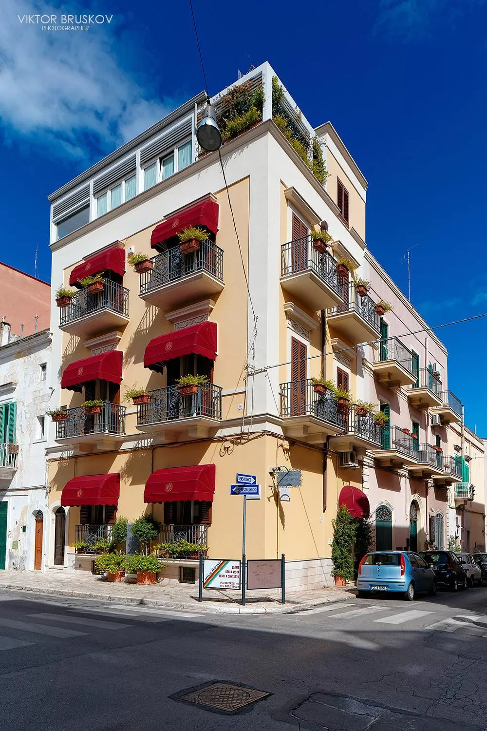 Property building in Sogno D'Epoca 1822