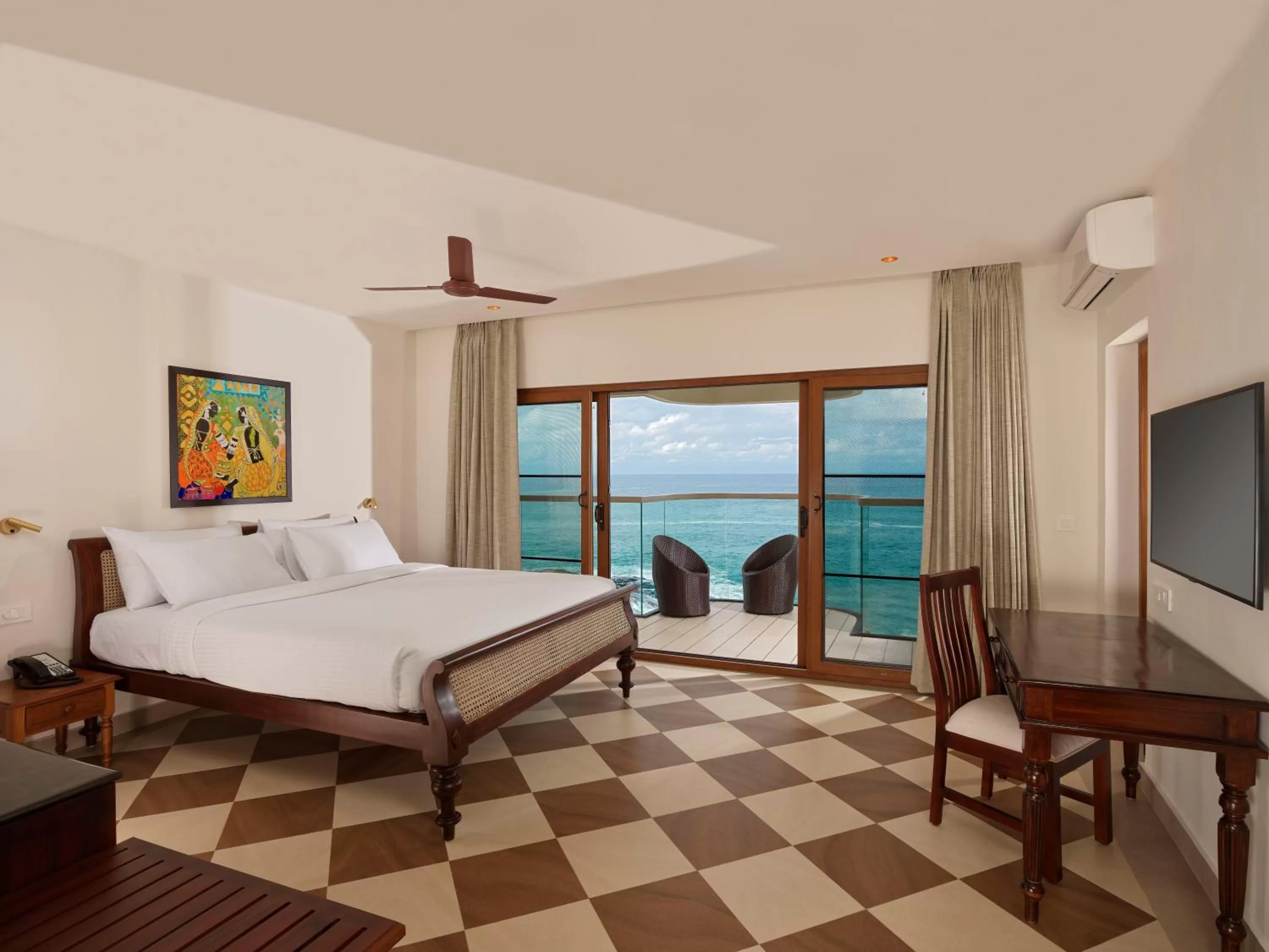 Photo of the whole room, Bed in Rockholm at the Light House Beach