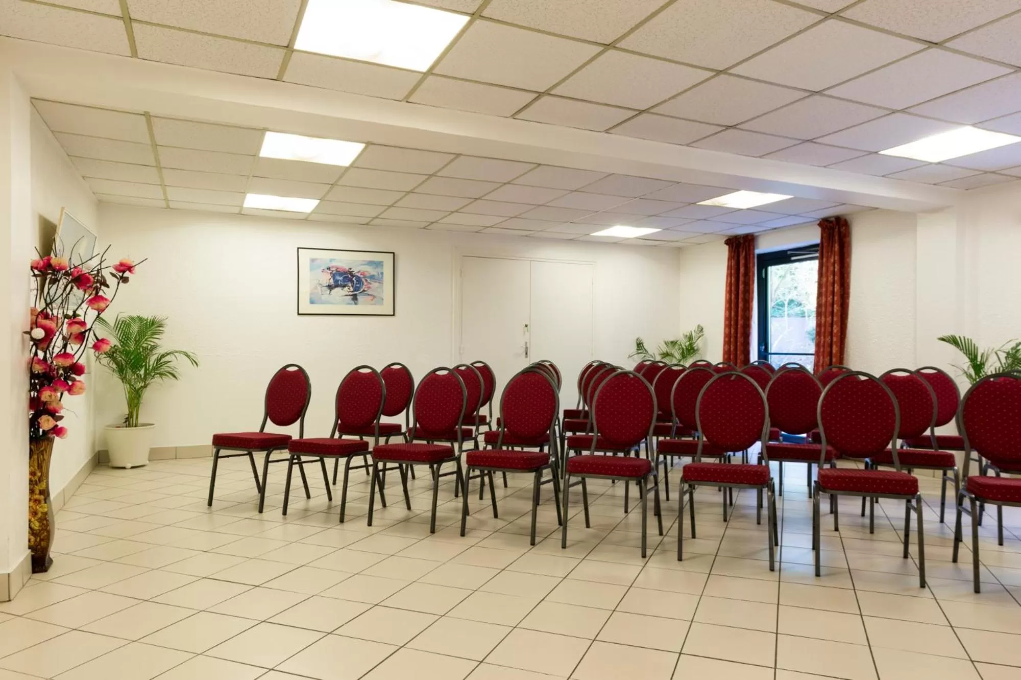 Business facilities in The Originals City, Hôtel Paris Sud, Orly-Draveil