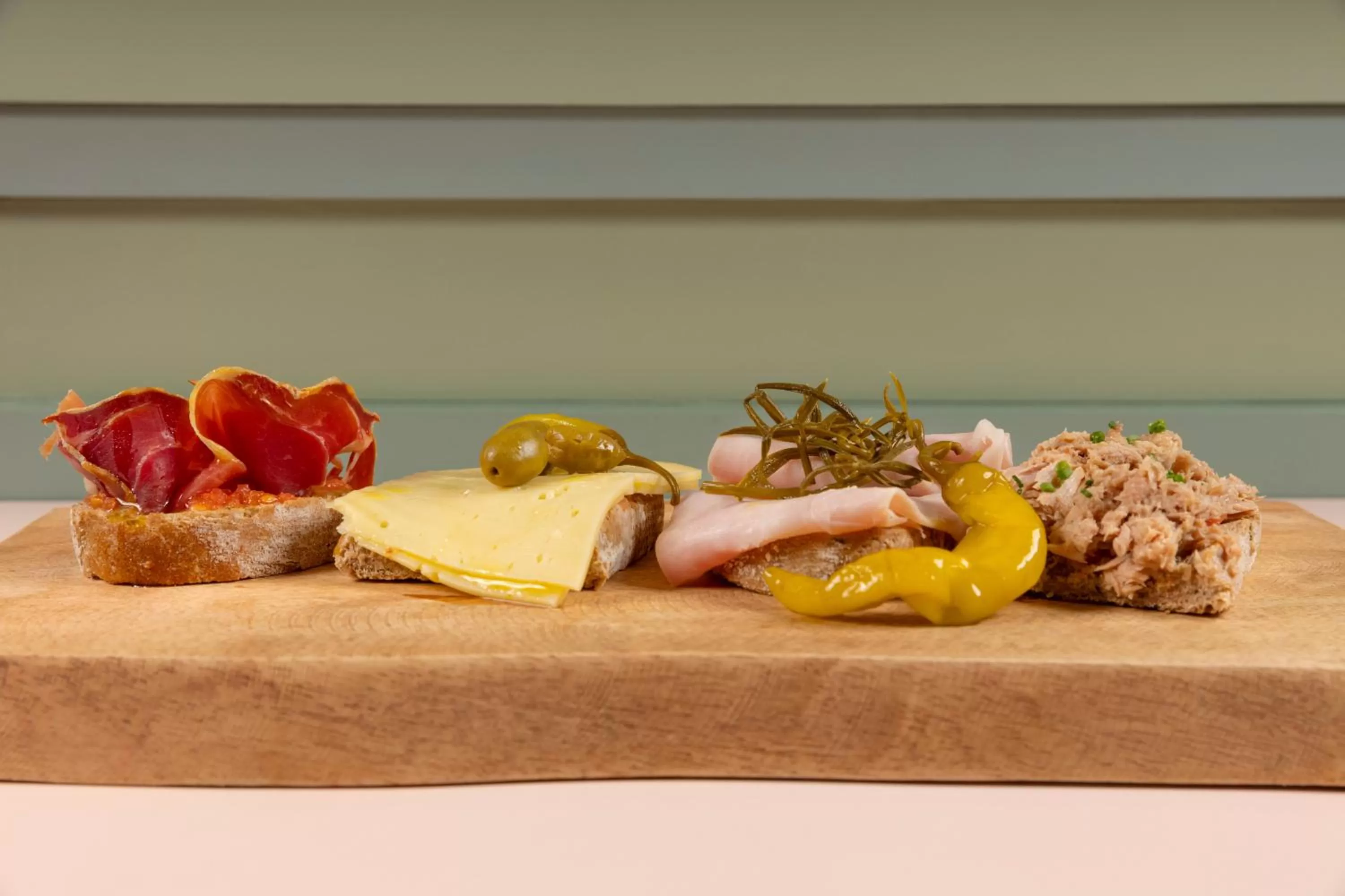 Food and drinks in La Goleta Hotel de Mar - Adults Only