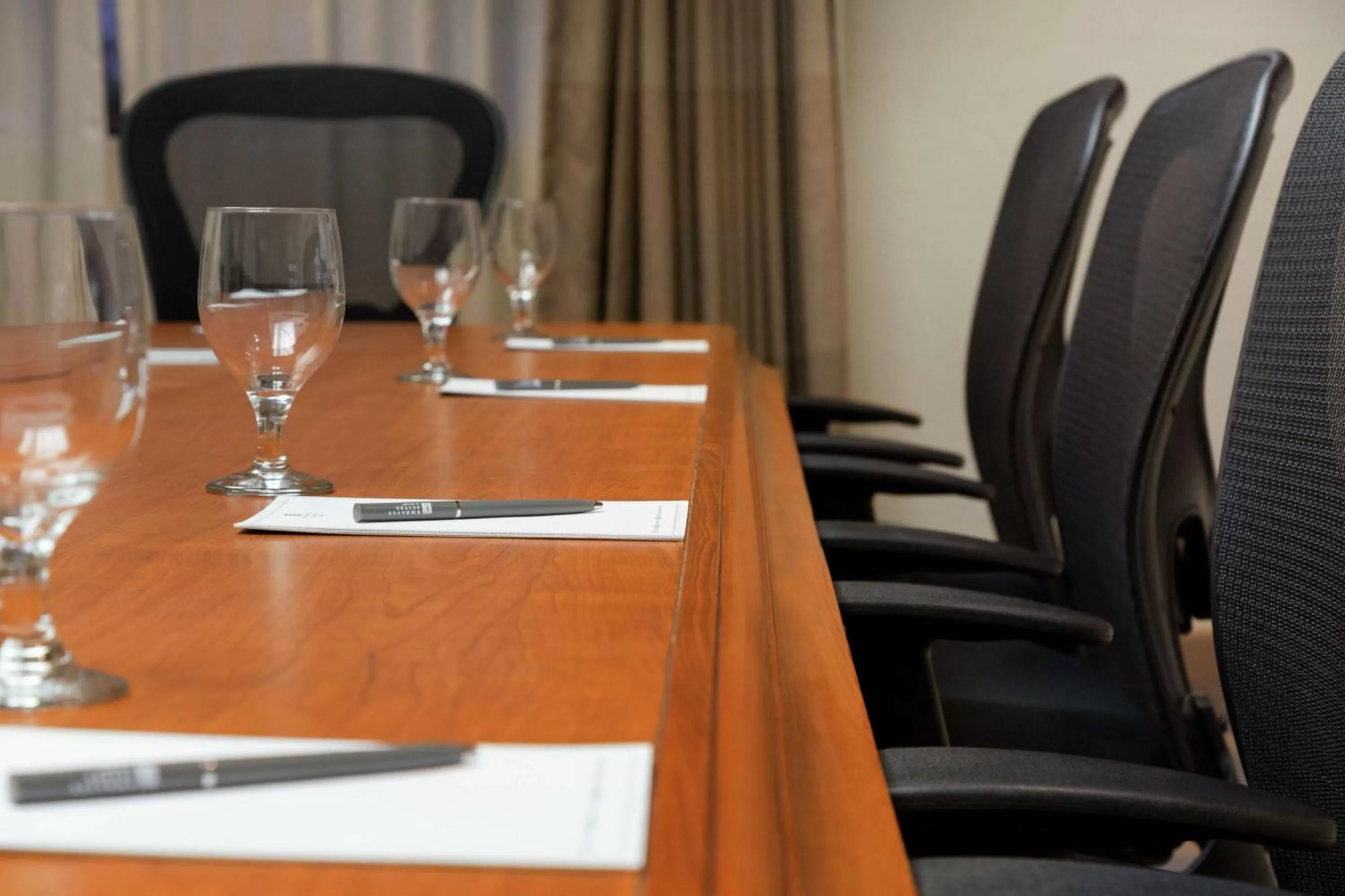 Meeting/conference room in Embassy Suites by Hilton Phoenix Tempe