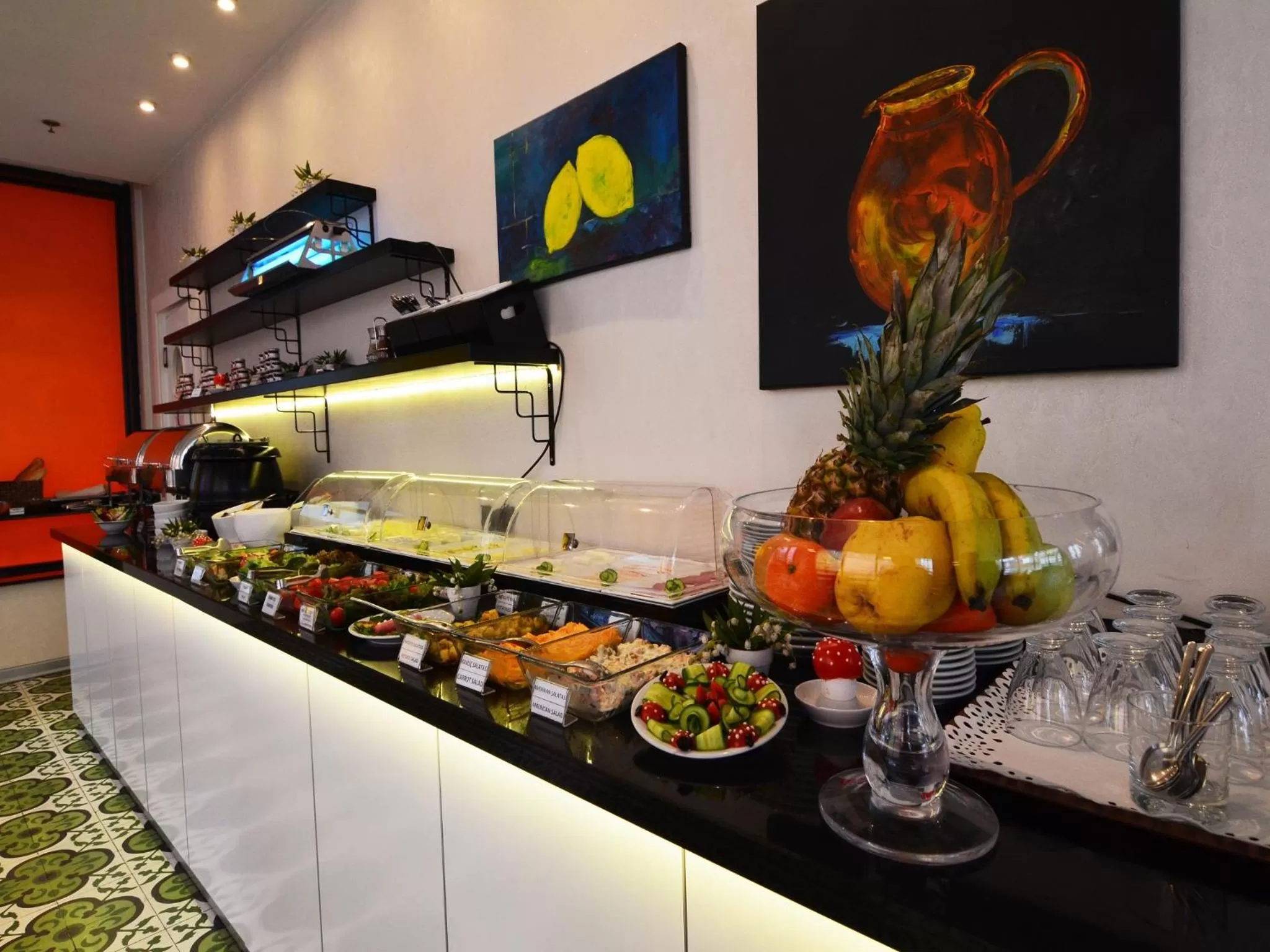 Buffet breakfast in Tempo Hotel 4Levent